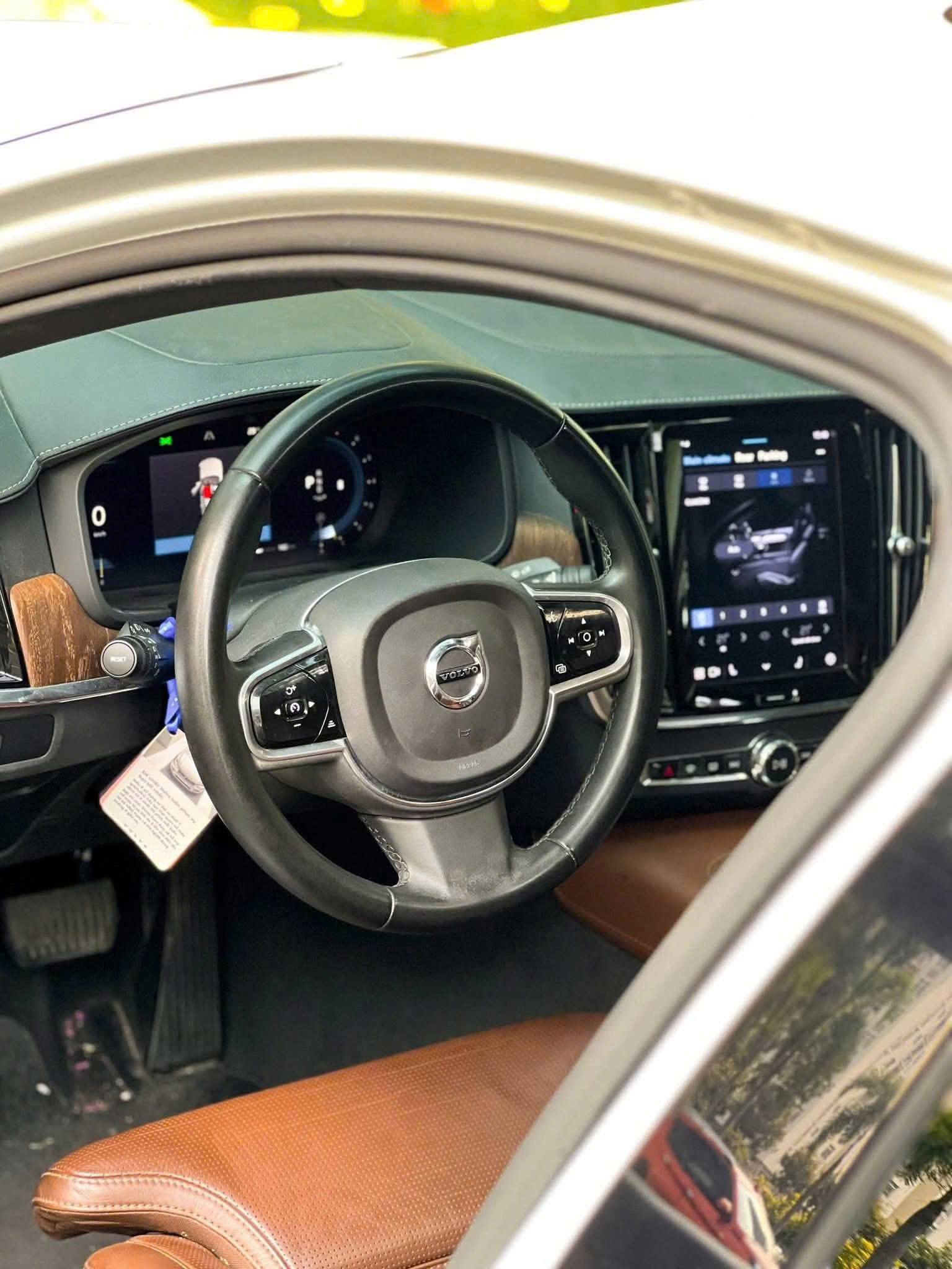 Bán Volvo S90 LWB năm sản xuất 2022, màu trắng, nhập khẩu