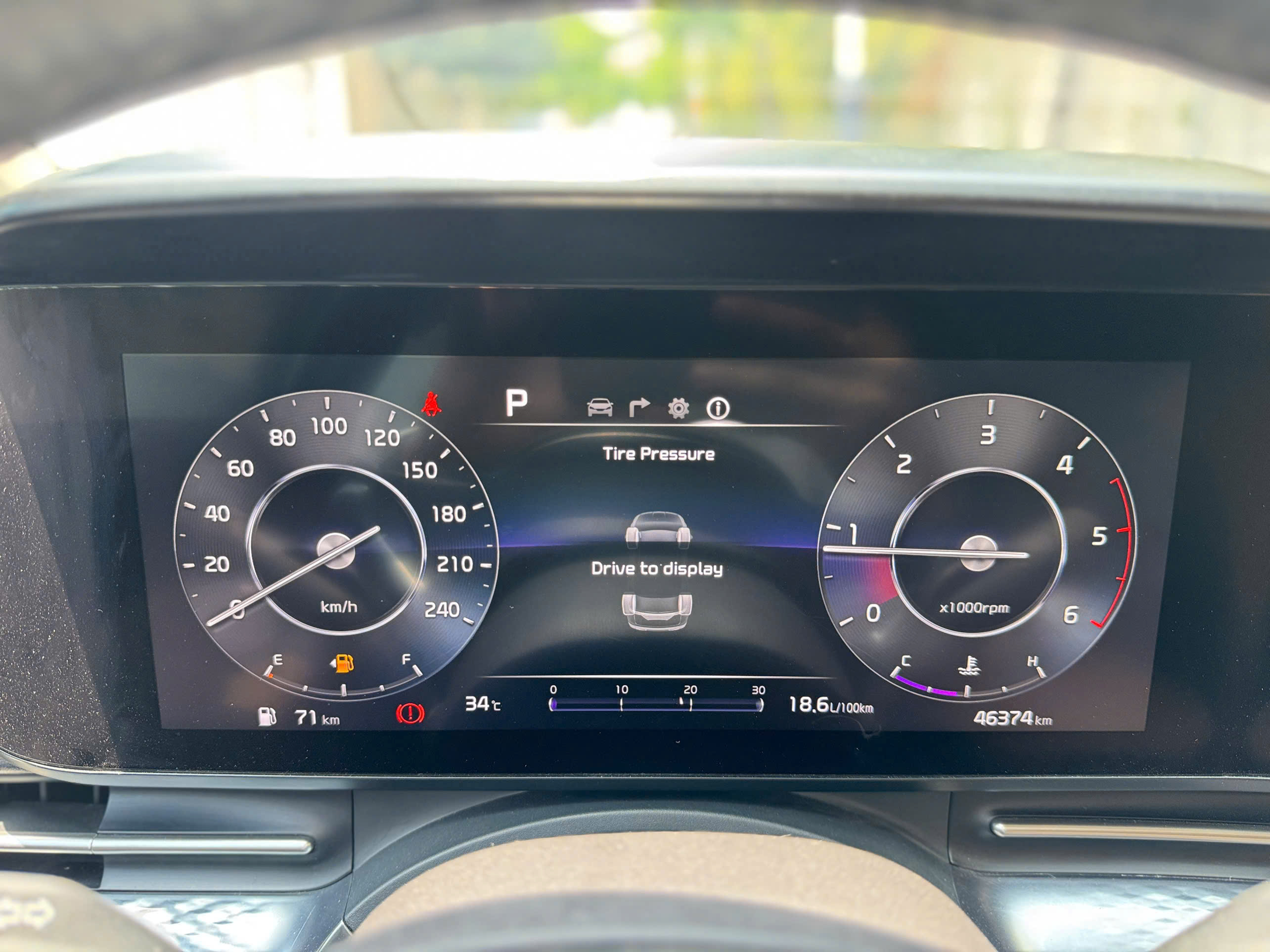 Cần bán Kia Carnival Premium 2.2D 8S sản xuất 2022, màu xanh lục