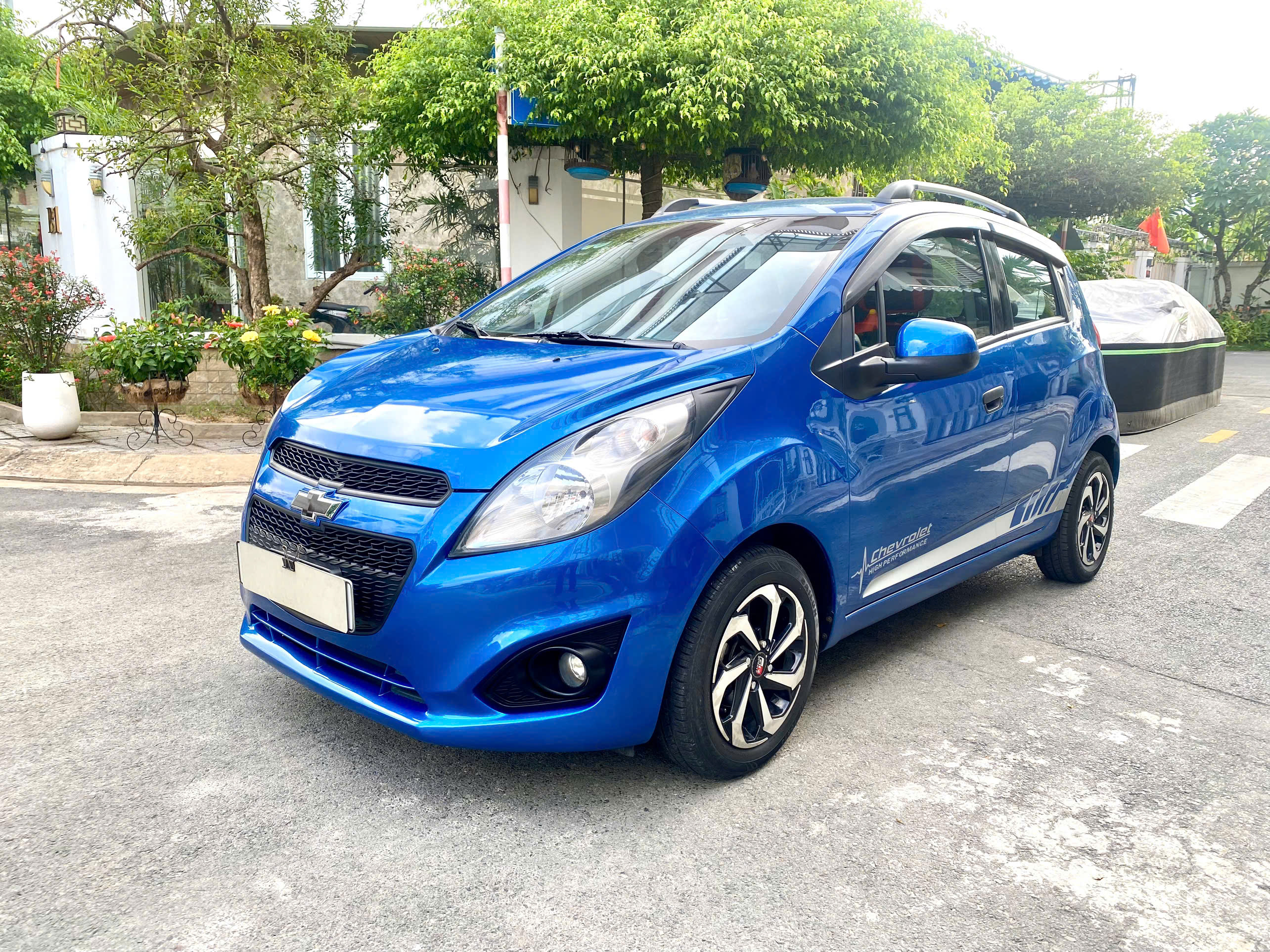 Xe 5 chổ nhỏ gọn tiết kiệm nhiên liệu Spark LS 2017 số sàn