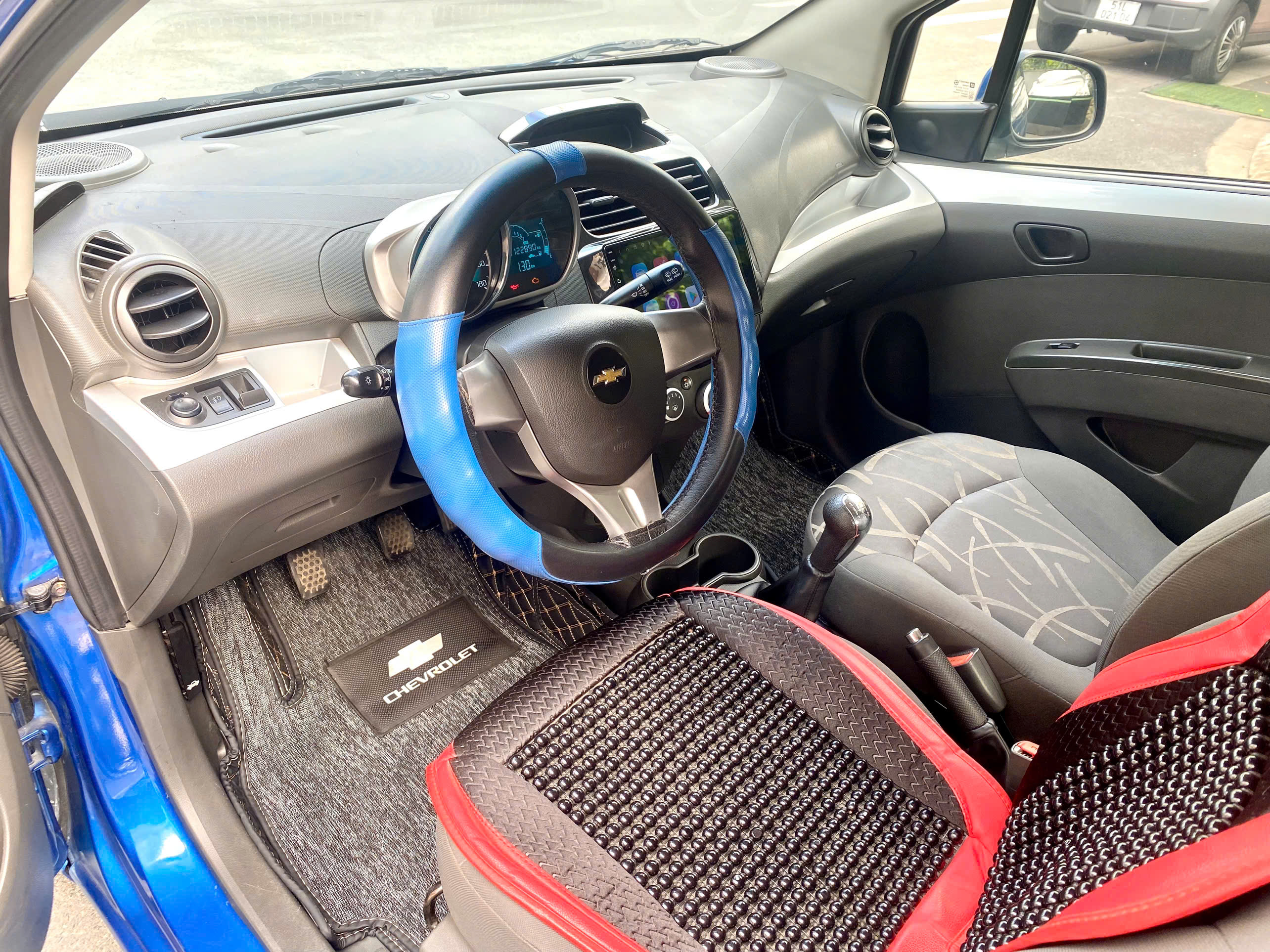 Xe 5 chổ nhỏ gọn tiết kiệm nhiên liệu Spark LS 2017 số sàn