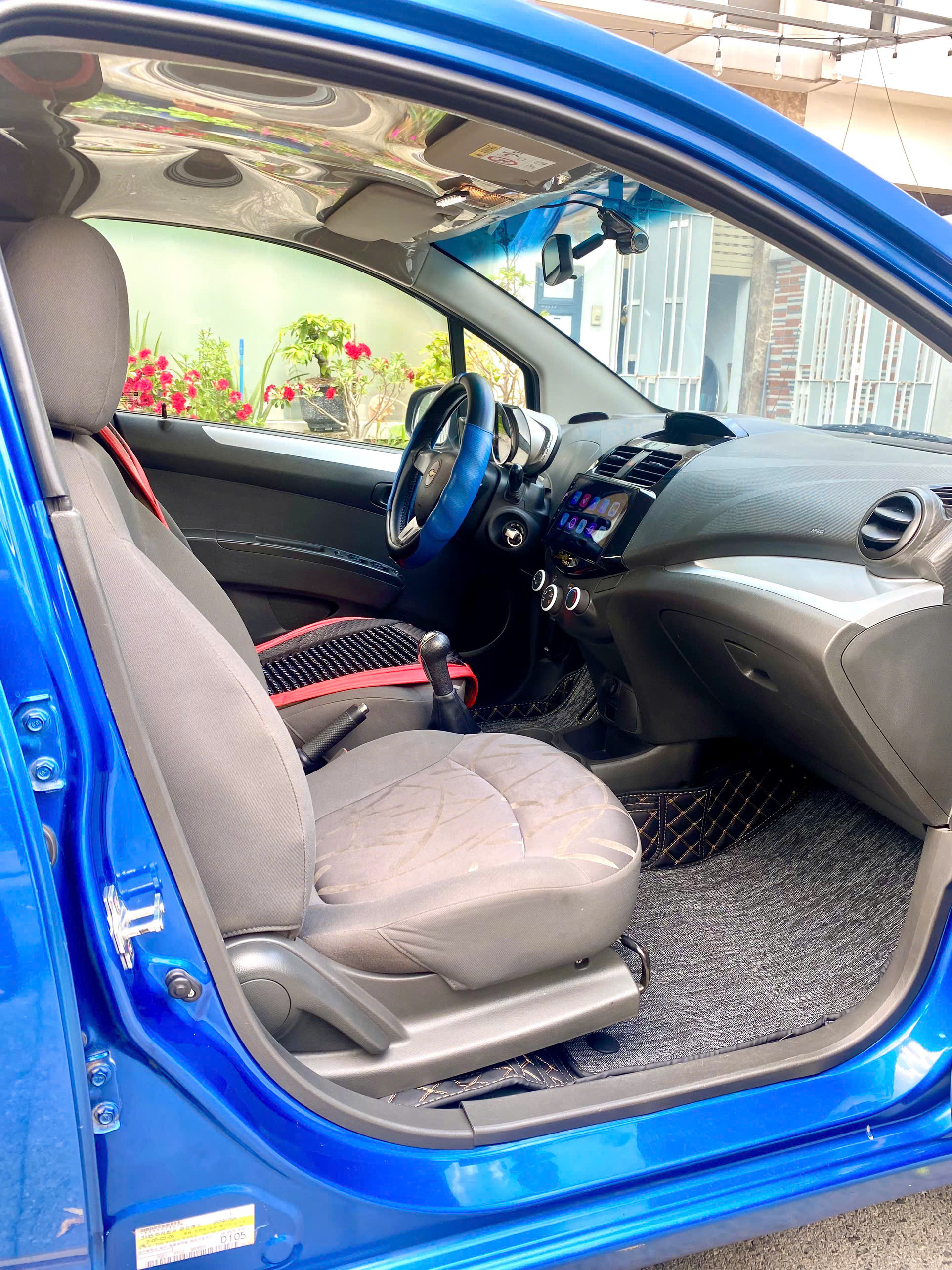 Xe 5 chổ nhỏ gọn tiết kiệm nhiên liệu Spark LS 2017 số sàn