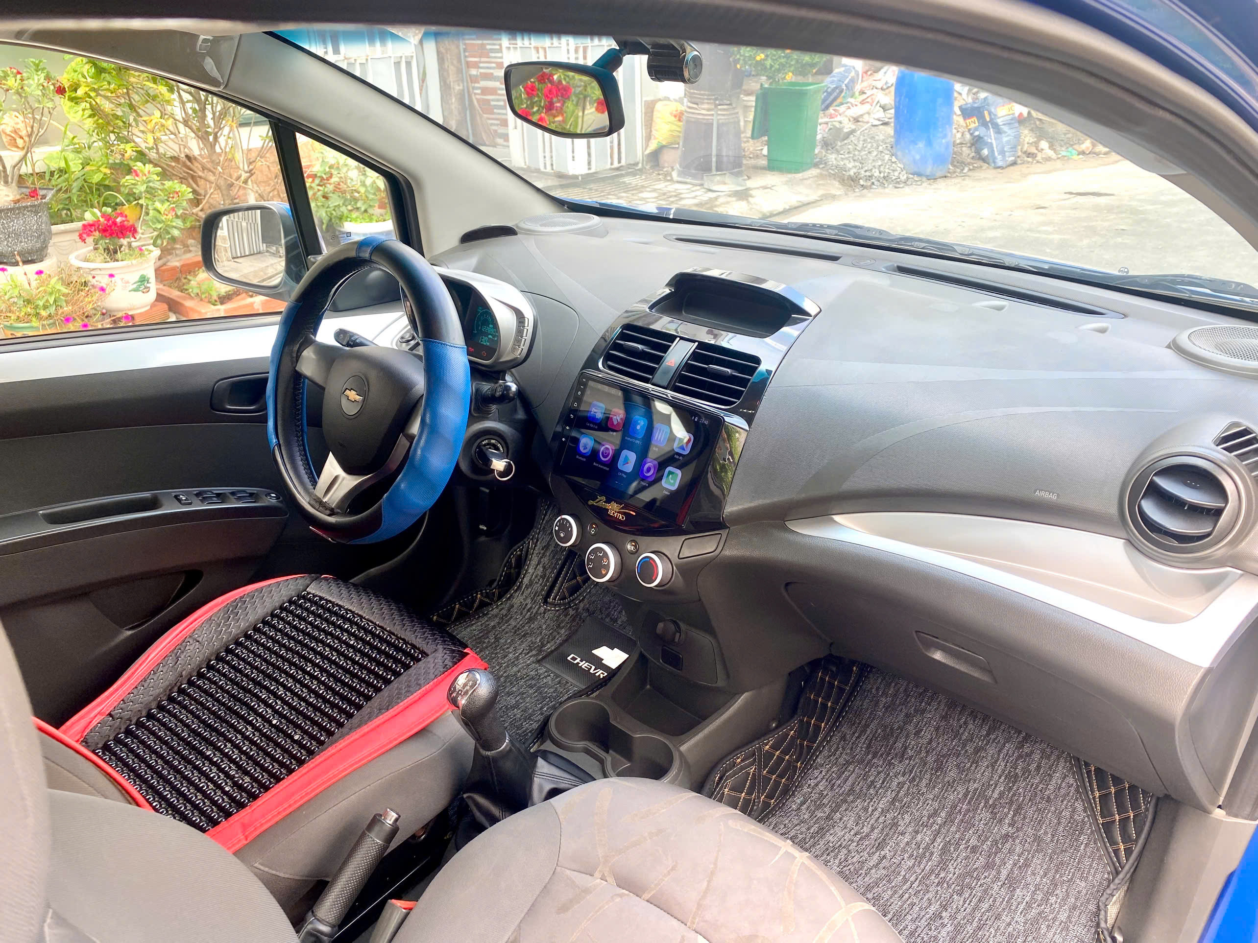 Xe 5 chổ nhỏ gọn tiết kiệm nhiên liệu Spark LS 2017 số sàn