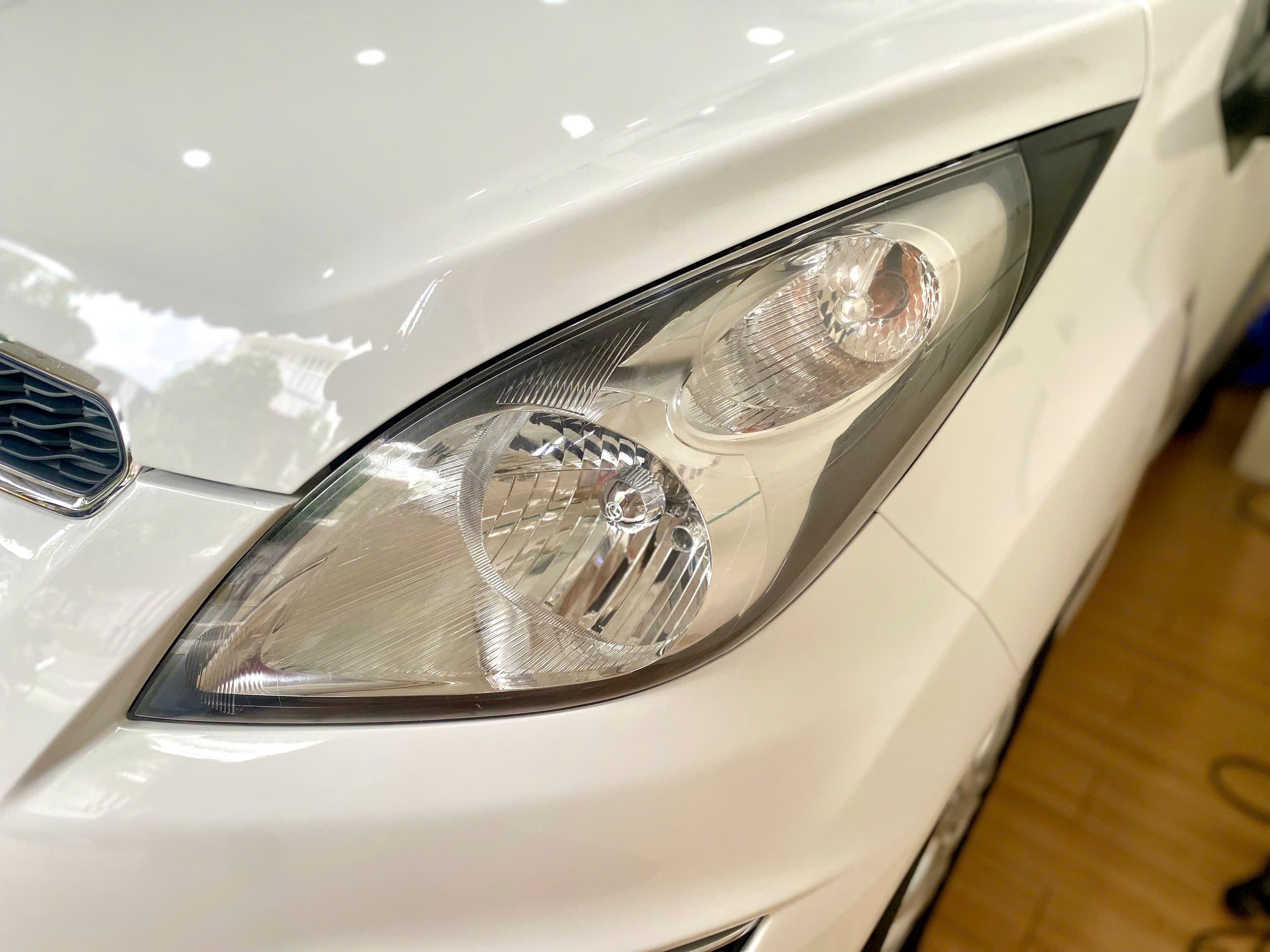 Xe 5 chổ nhỏ gọn tiết kiệm Chevrolet Spark LT 2014 số sàn bản đủ