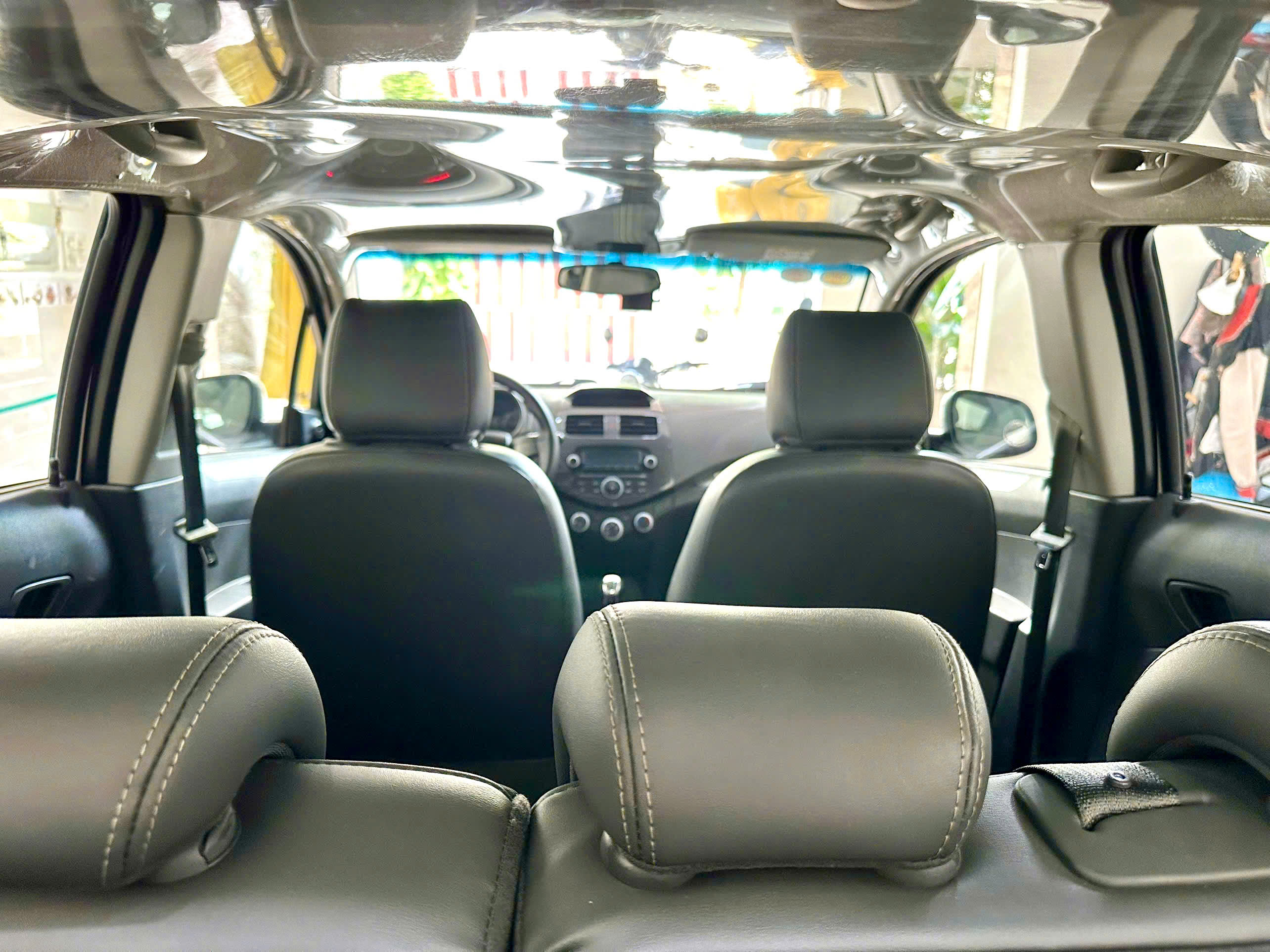 Xe 5 chổ nhỏ gọn tiết kiệm Chevrolet Spark LT 2014 số sàn bản đủ