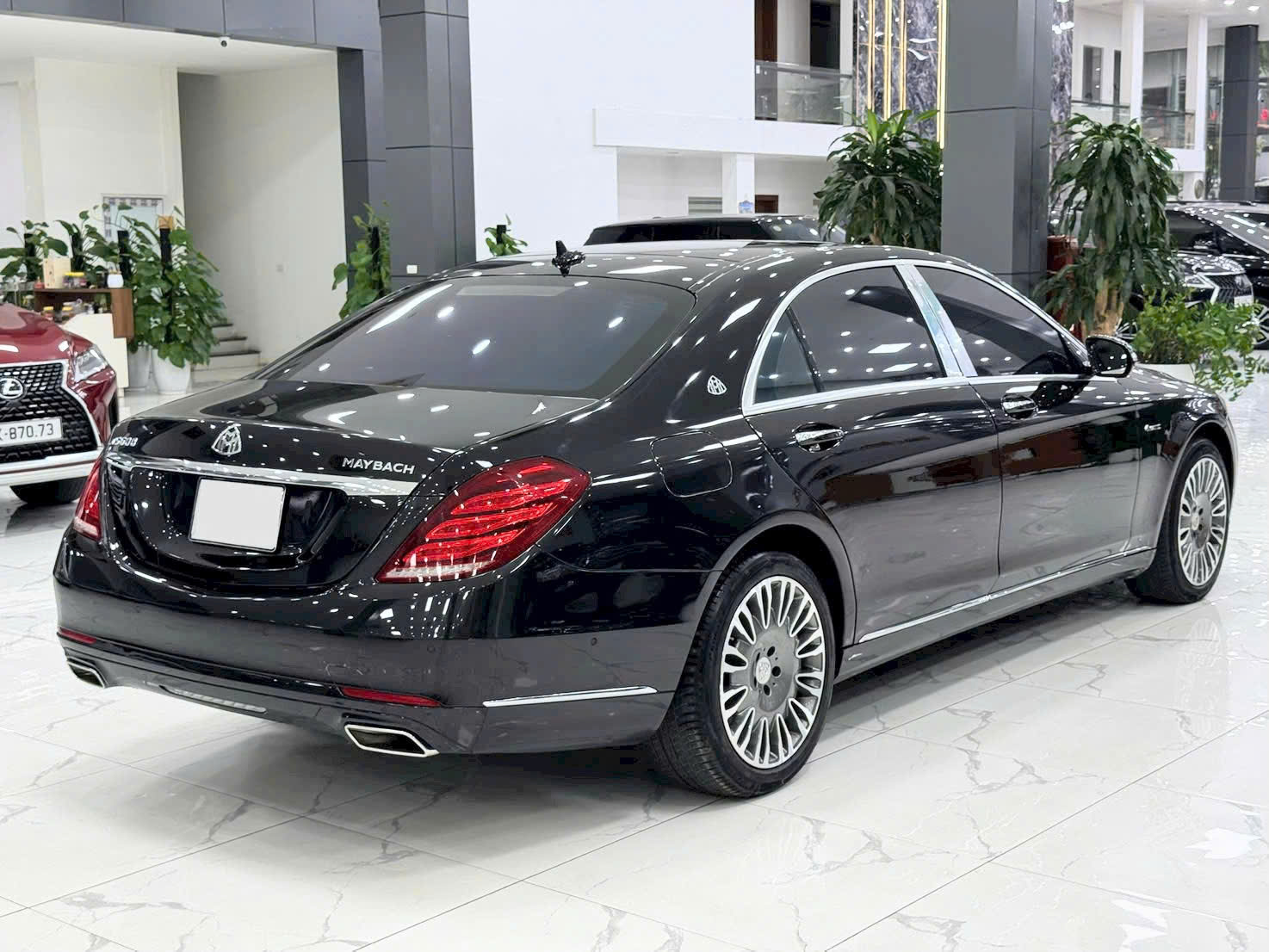 Gía chỉ quanh 1 đồng đã có Mercedes- Benz S500L 2015 Xe Chất