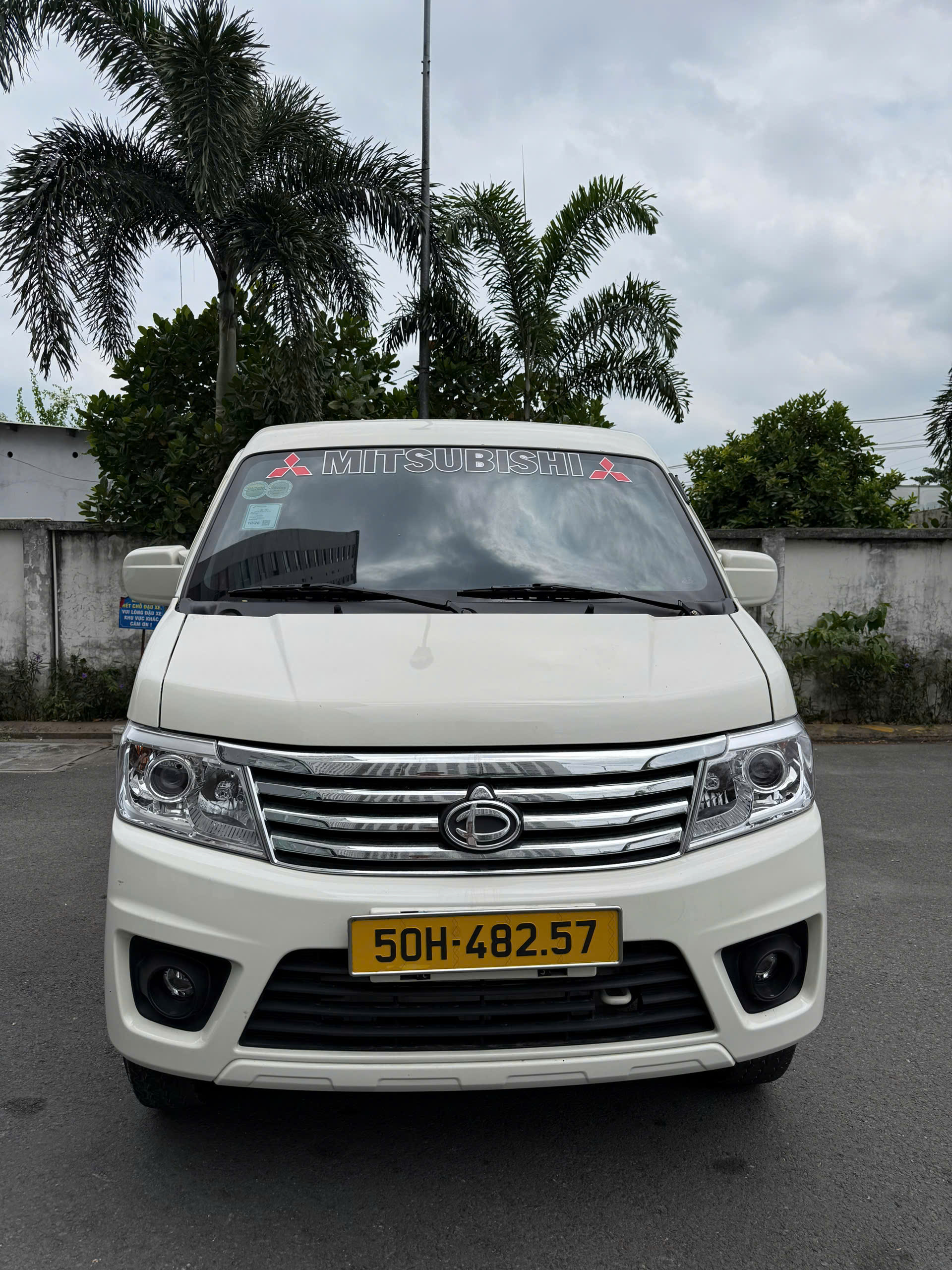 VAN TERA- V Tải 945KG Đời 2024, Đăng Kí Lần Đầu Tháng 9/2024.