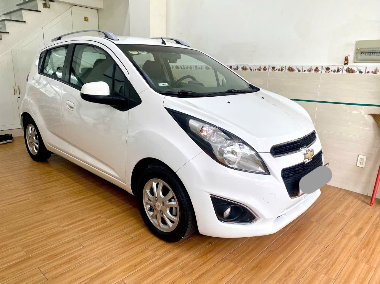Xe 5 chổ nhỏ gọn tiết kiệm Chevrolet Spark LT 2014 số sàn bản đủ