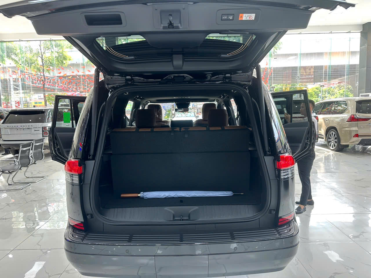 bán xe Lexus GX 550 sản xuất năm 2026, màu đen, nhập khẩu nguyên chiếc mới 100%