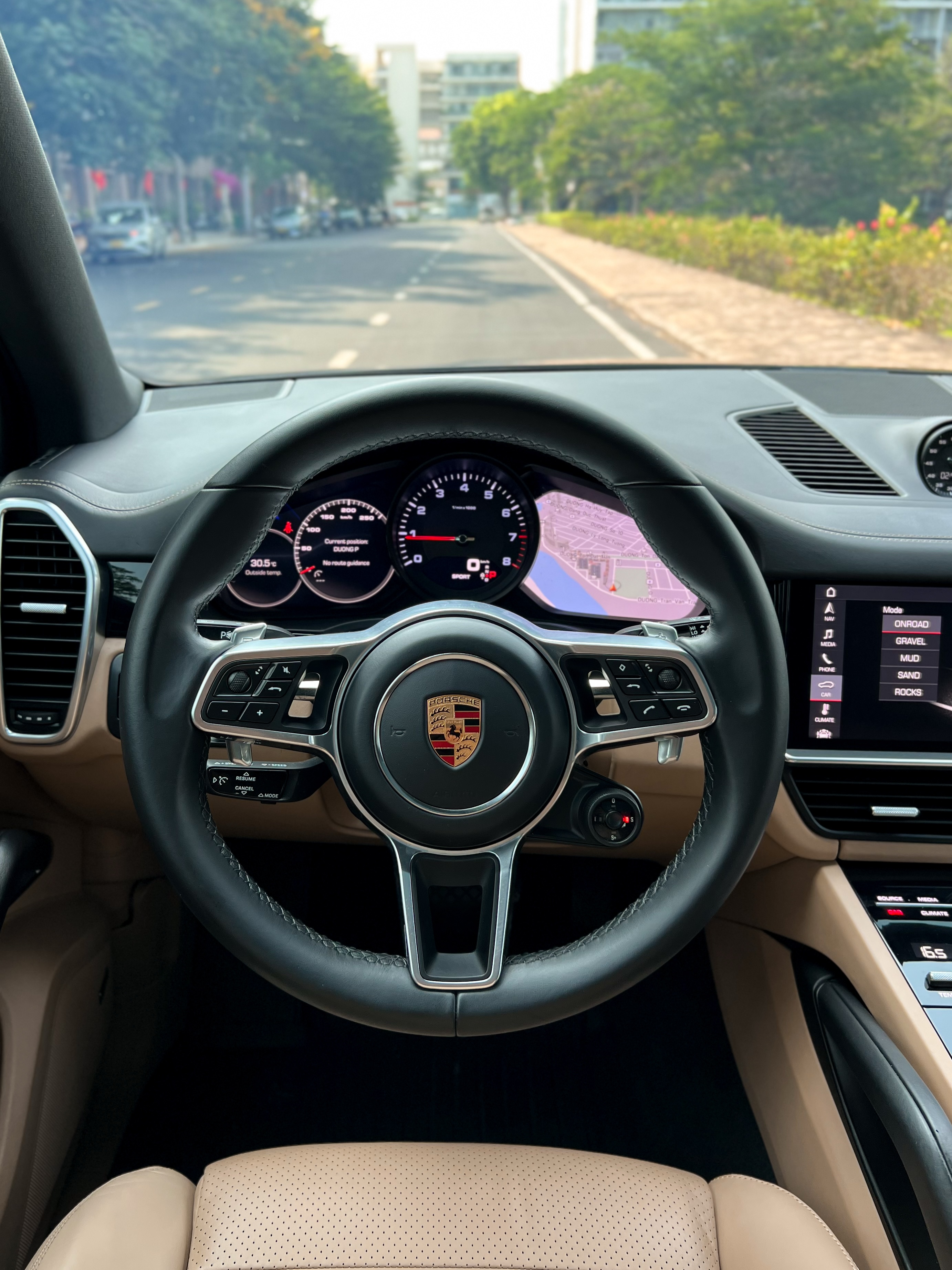 Bán Porsche Cayenne năm sản xuất 2018, màu xanh lam, nhập khẩu nguyên chiếc, giá tốt