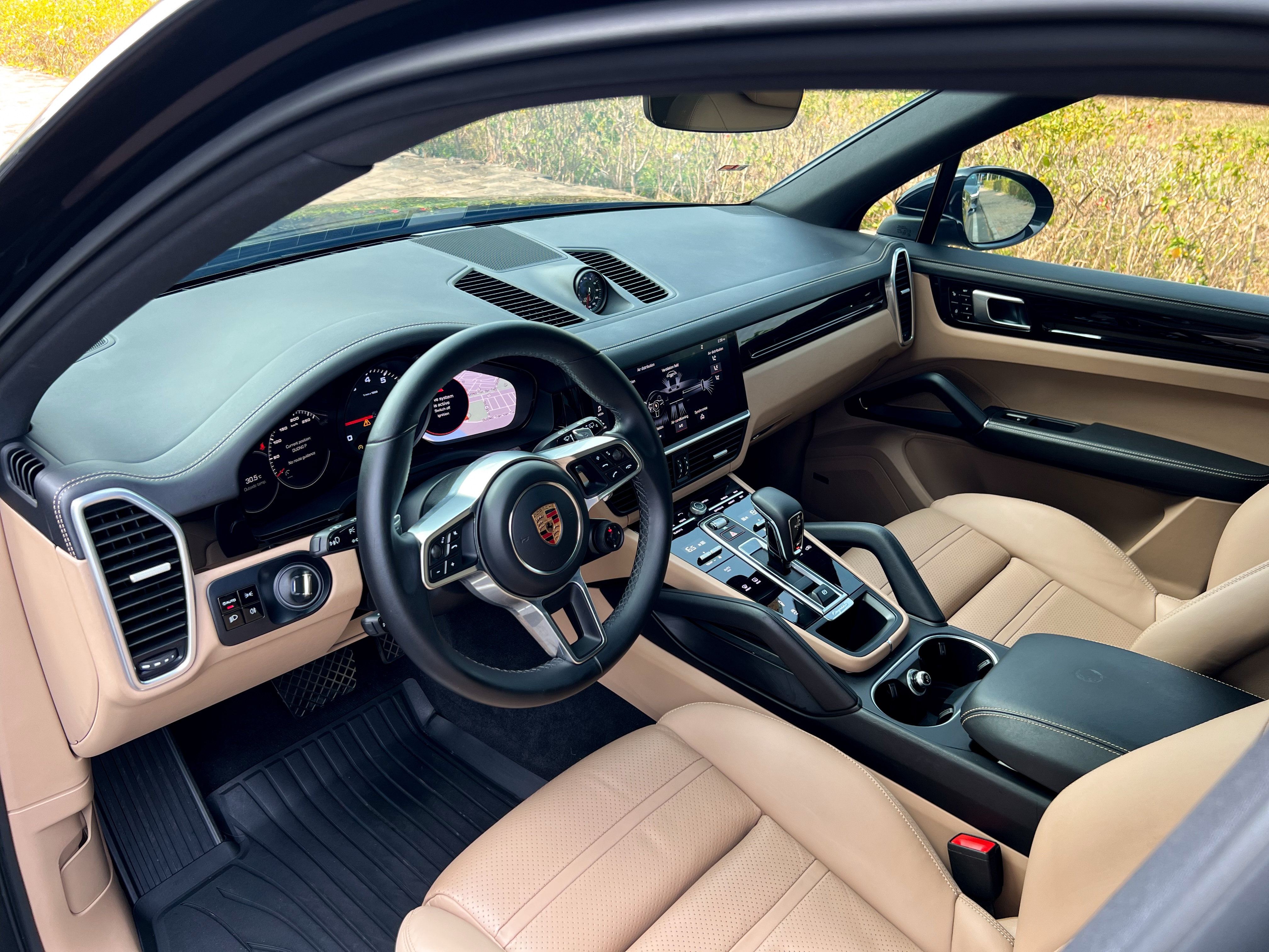 Bán Porsche Cayenne năm sản xuất 2018, màu xanh lam, nhập khẩu nguyên chiếc, giá tốt