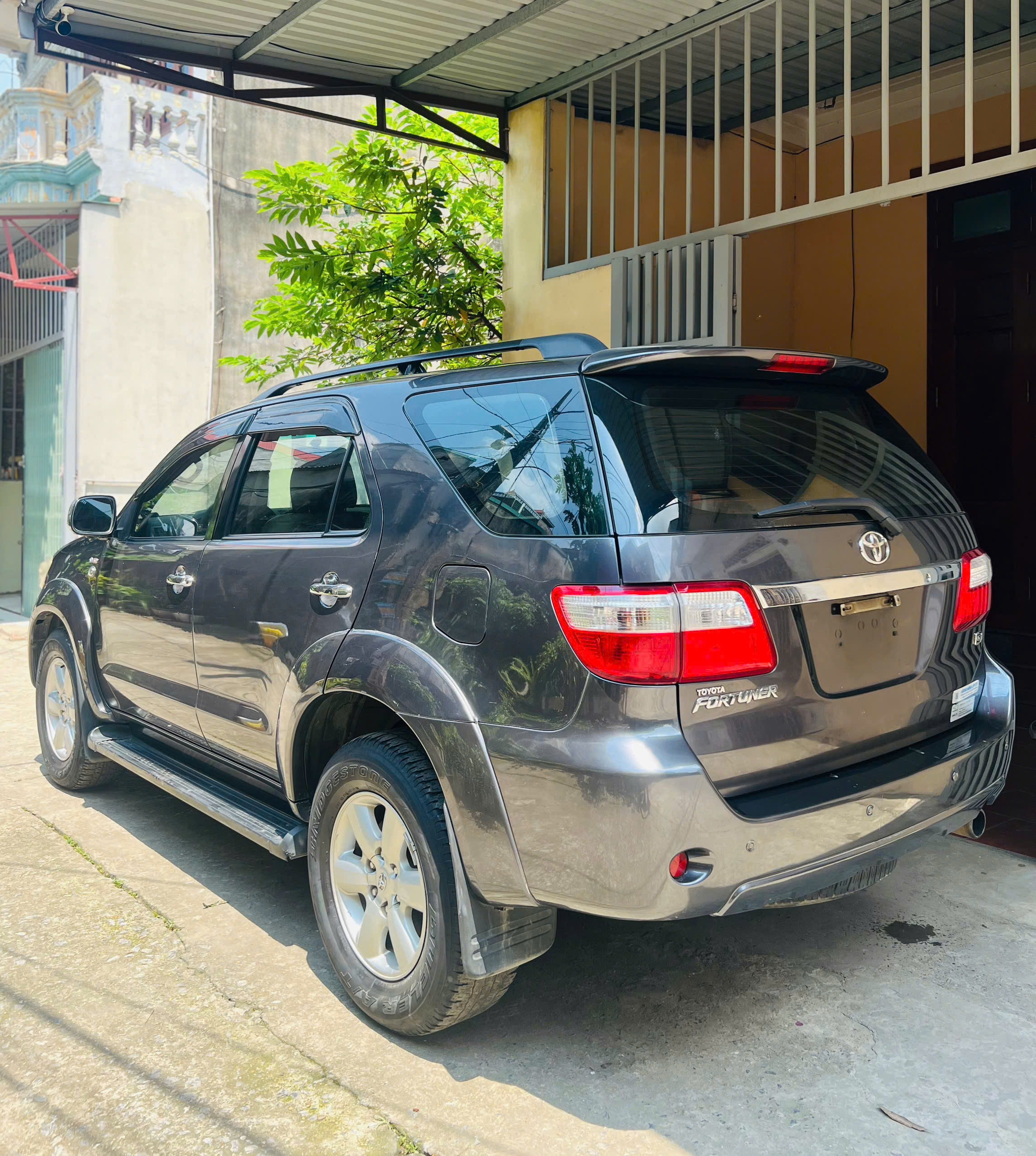 BÁN TOYOTA FORTUNER 2.5G MÁY DẦU – 2010