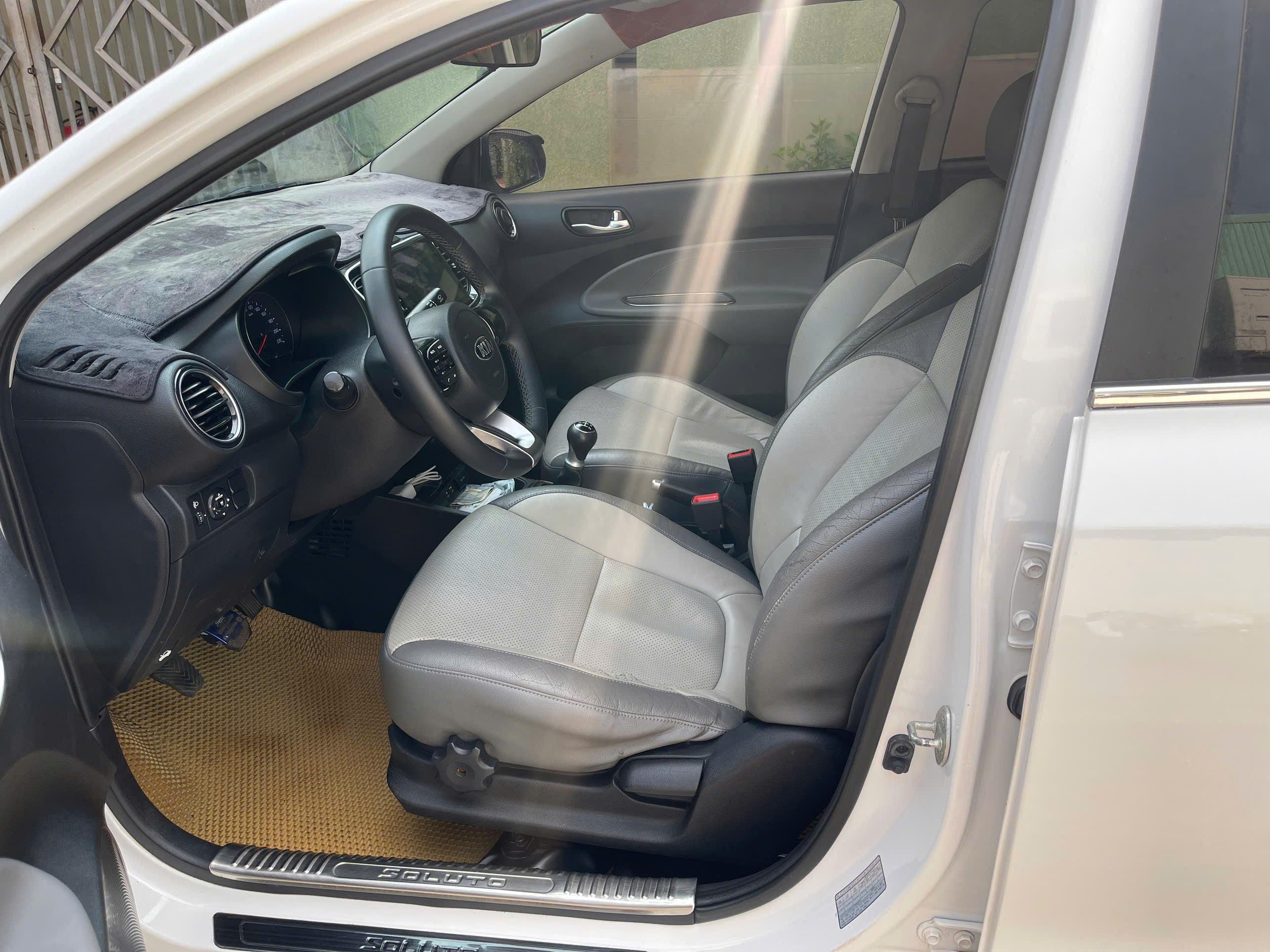Bán Kia Soluto 2019 Số Sàn Bản Đủ