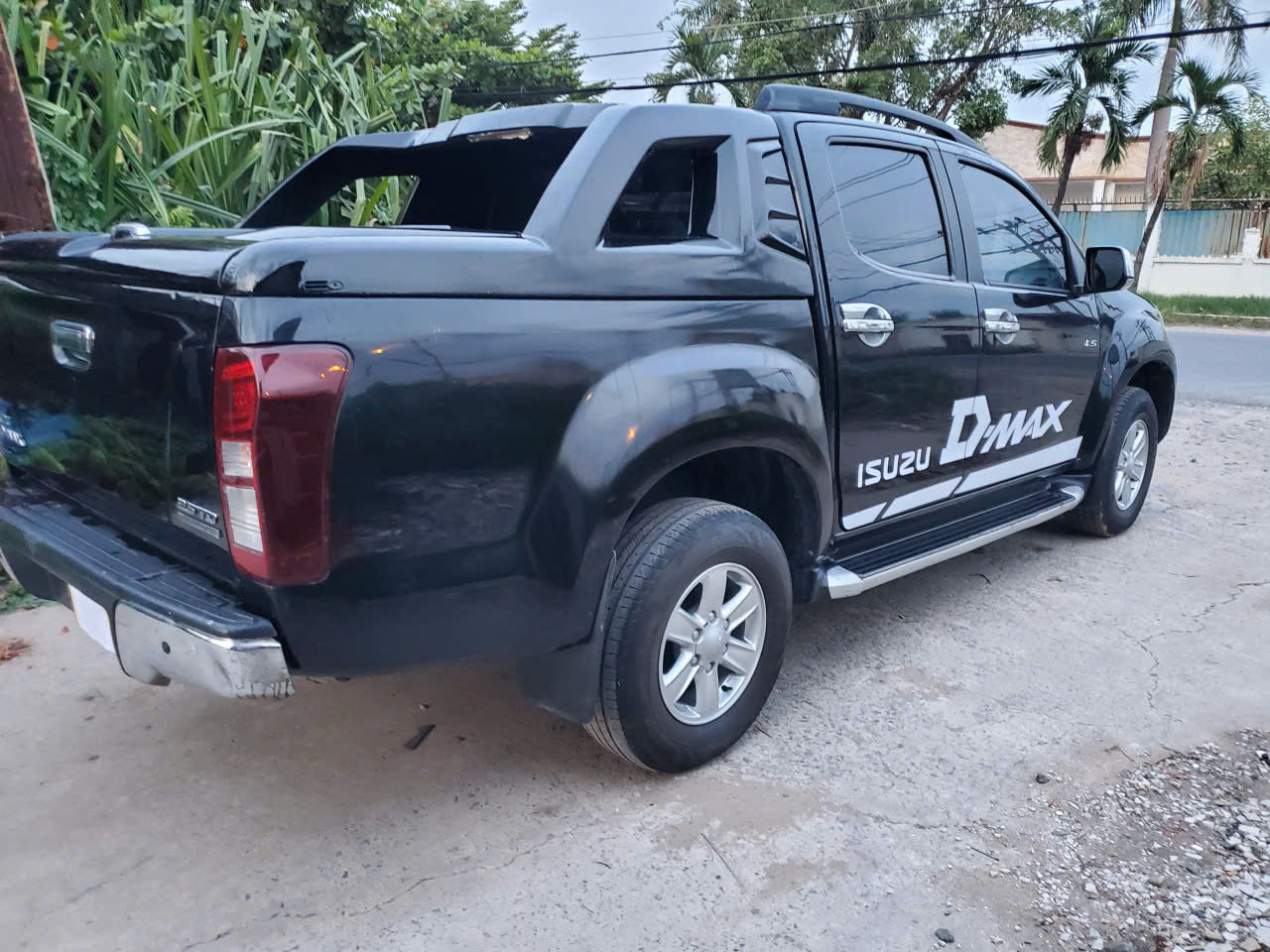 Isuzu D-Max 2017 Số Sàn 1 Cầu – Máy Số Zin, Giá Mềm