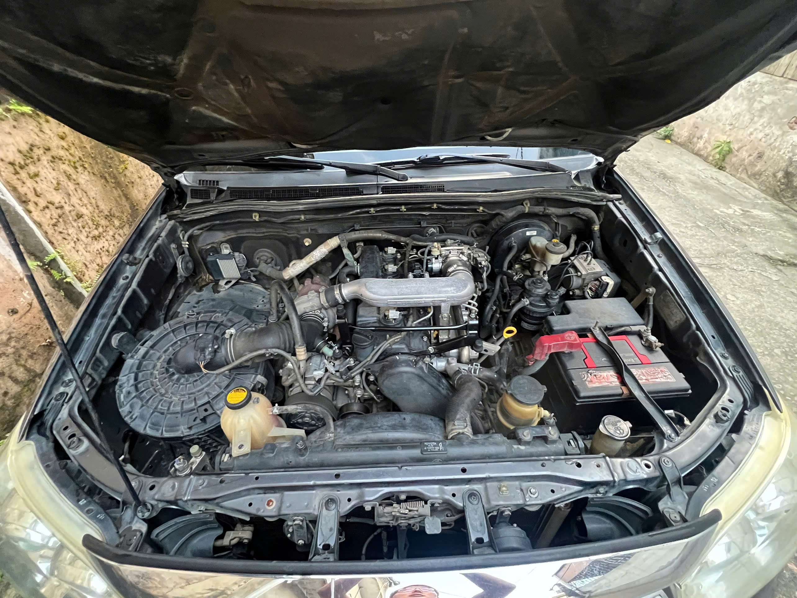 BÁN TOYOTA FORTUNER 2.5G MÁY DẦU – 2010