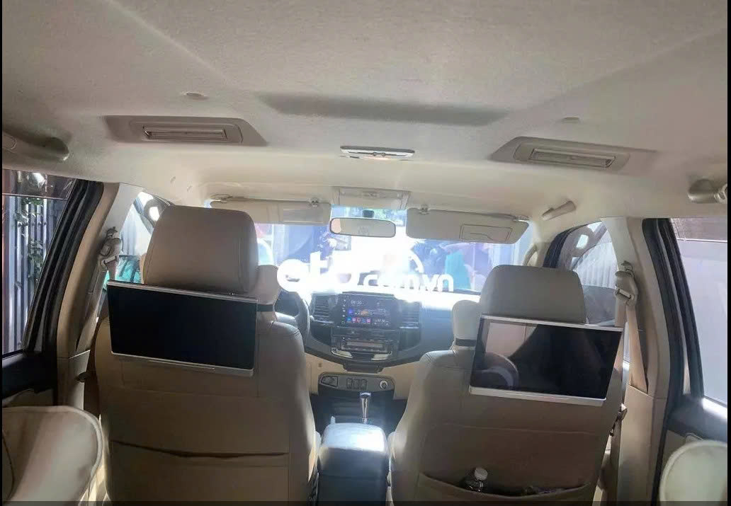 Toyota Fortuner 2016 – Số Tự Động – Máy Xăng – 7 Chỗ