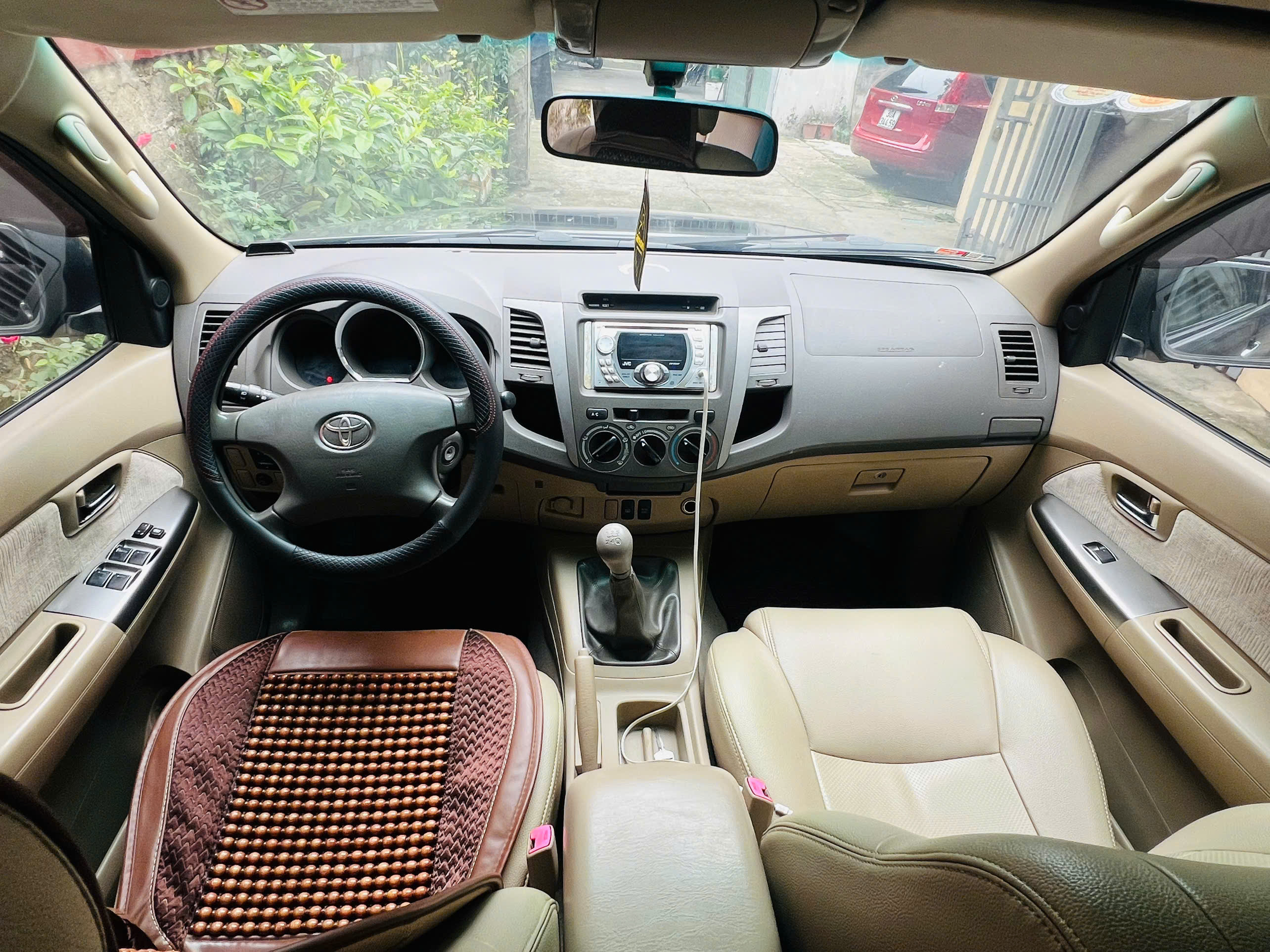 BÁN TOYOTA FORTUNER 2.5G MÁY DẦU – 2010