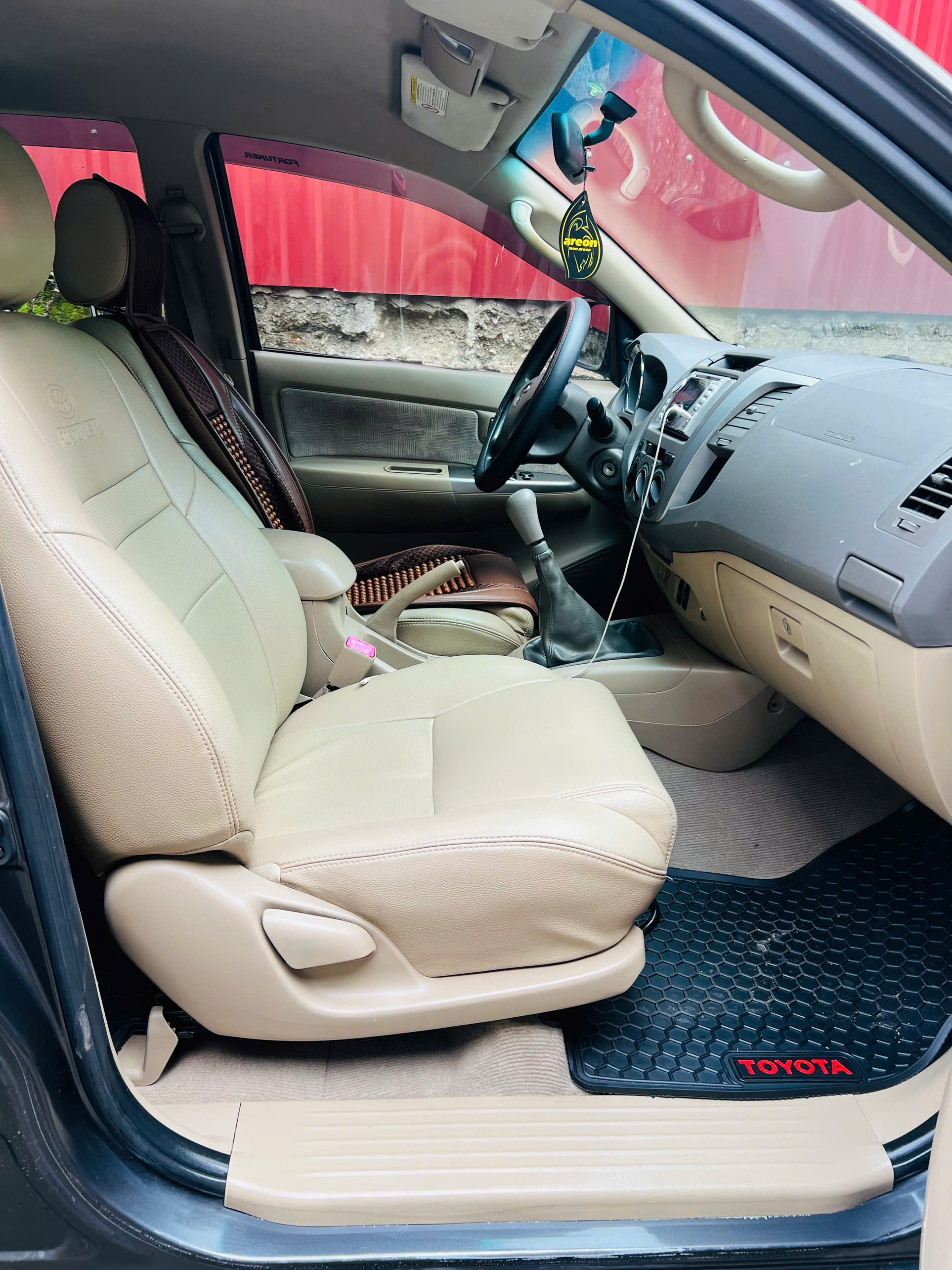 BÁN TOYOTA FORTUNER 2.5G MÁY DẦU – 2010