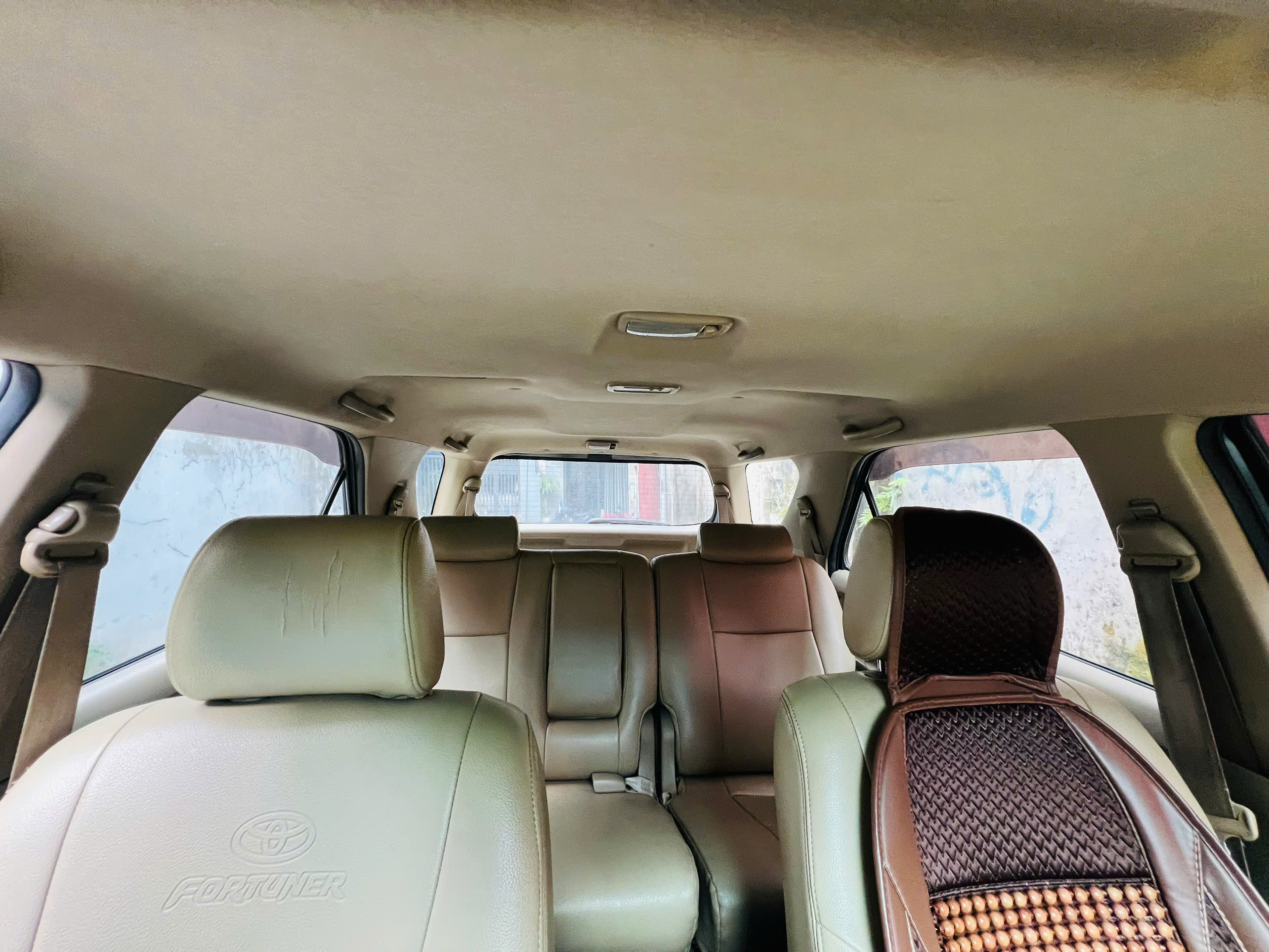 BÁN TOYOTA FORTUNER 2.5G MÁY DẦU – 2010
