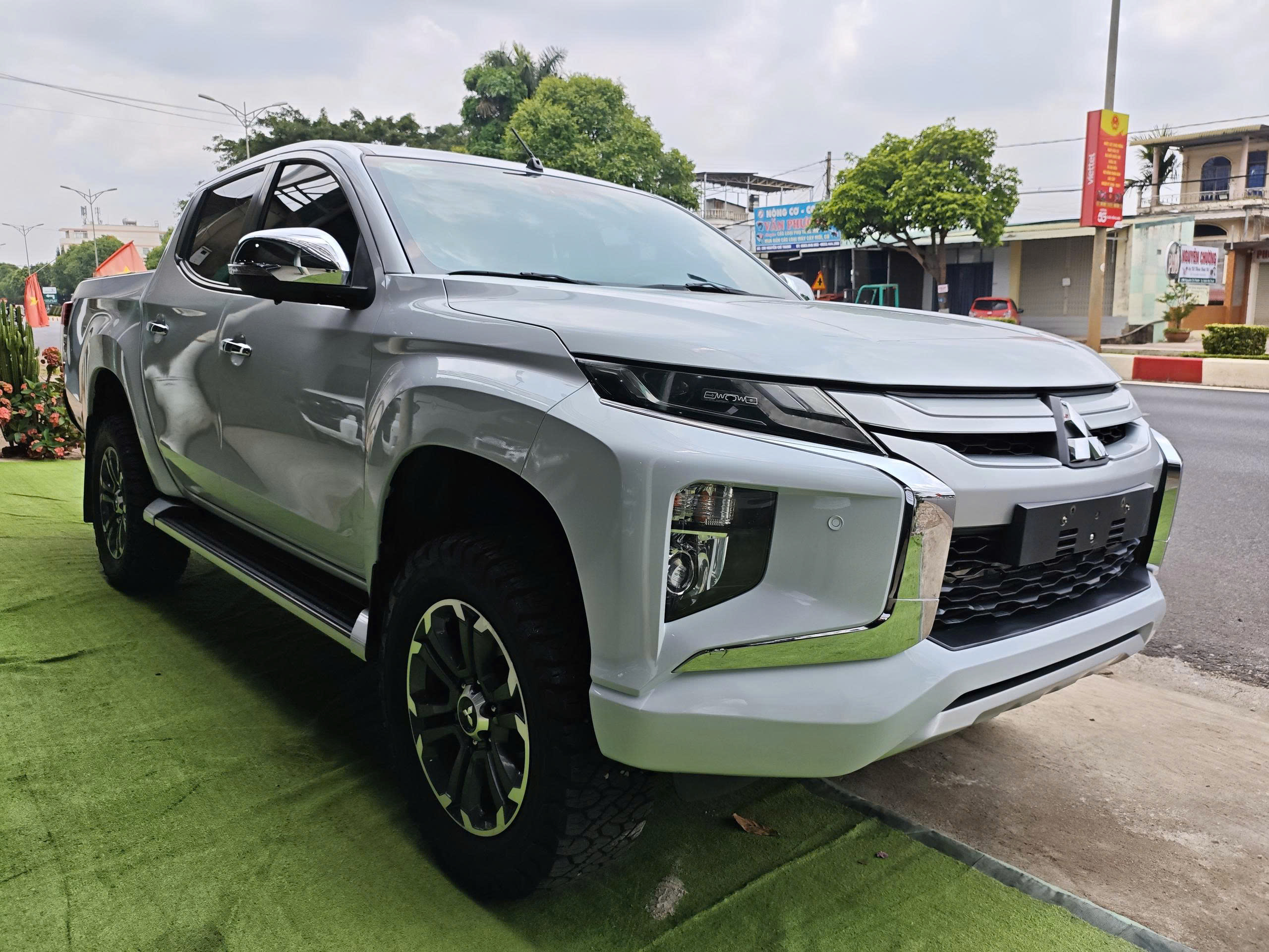 Mitsubishi Triton 2019 – Số Tự Động 2 Cầu