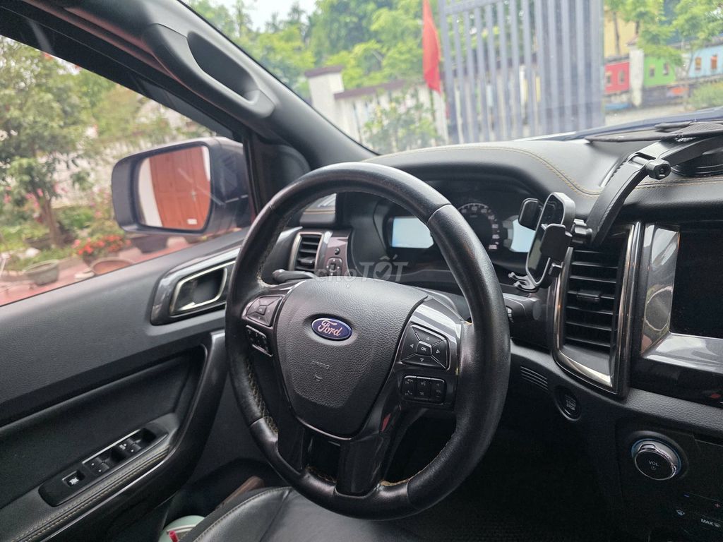 Cần Bán Ford Ranger Wildtrak 2.0 Biturbo 4x4 2019 – Bản Full Cao Nhất