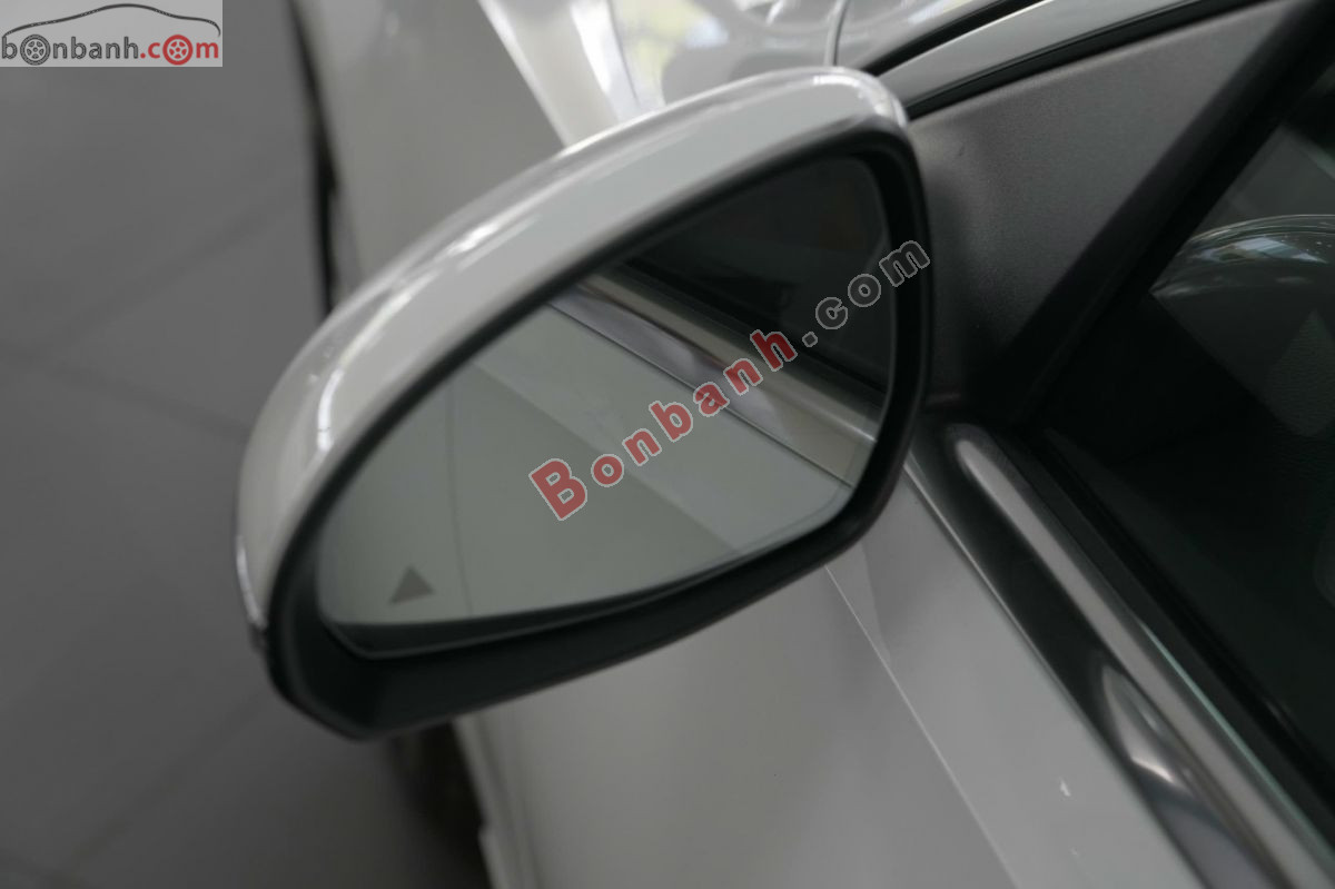 Bán ô tô Mercedes Benz C class C200 Avantgarde - 2026 - xe mới
