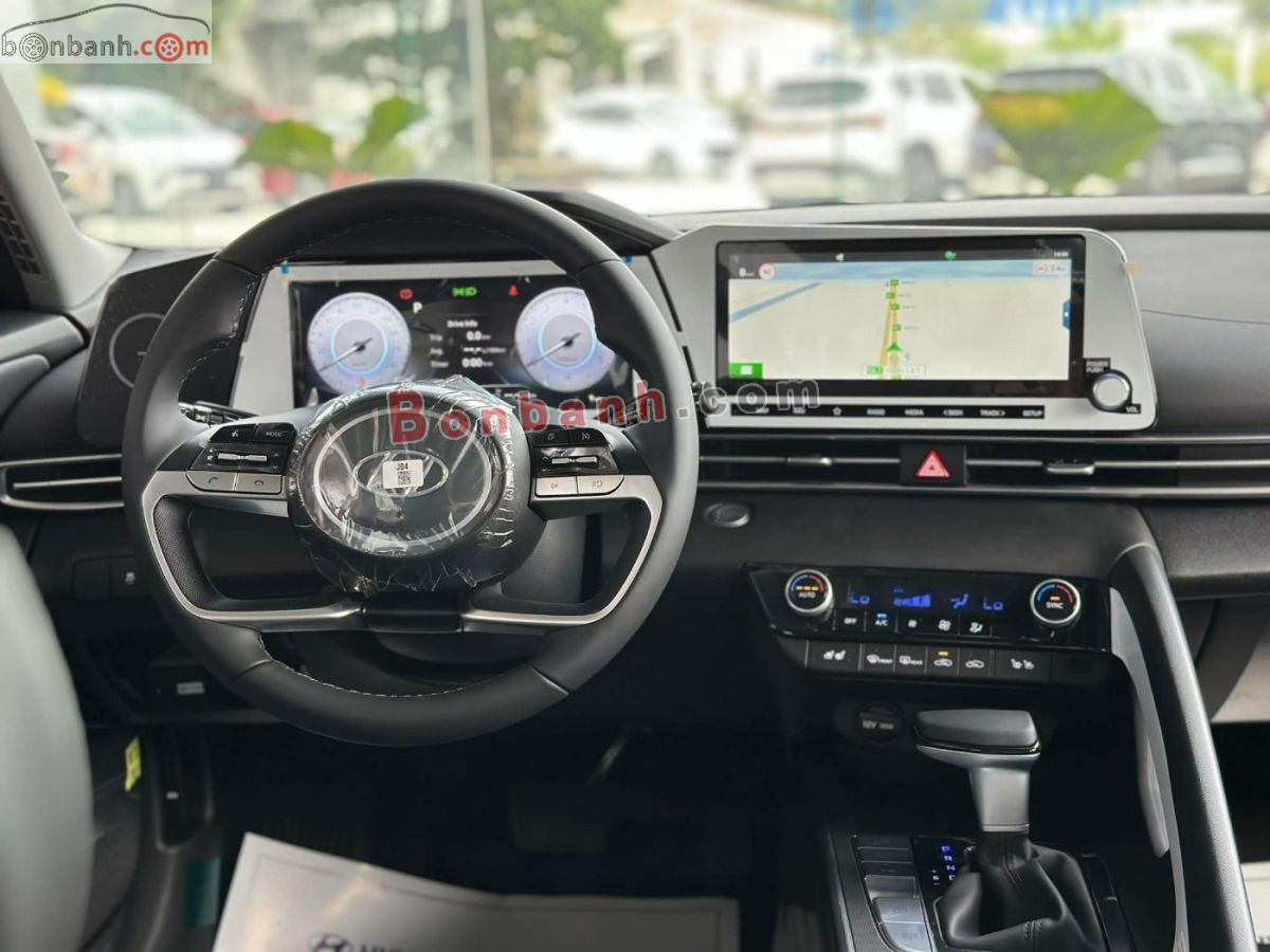 Bán ô tô Hyundai Elantra 2.0 AT Cao cấp - 2026 - xe mới