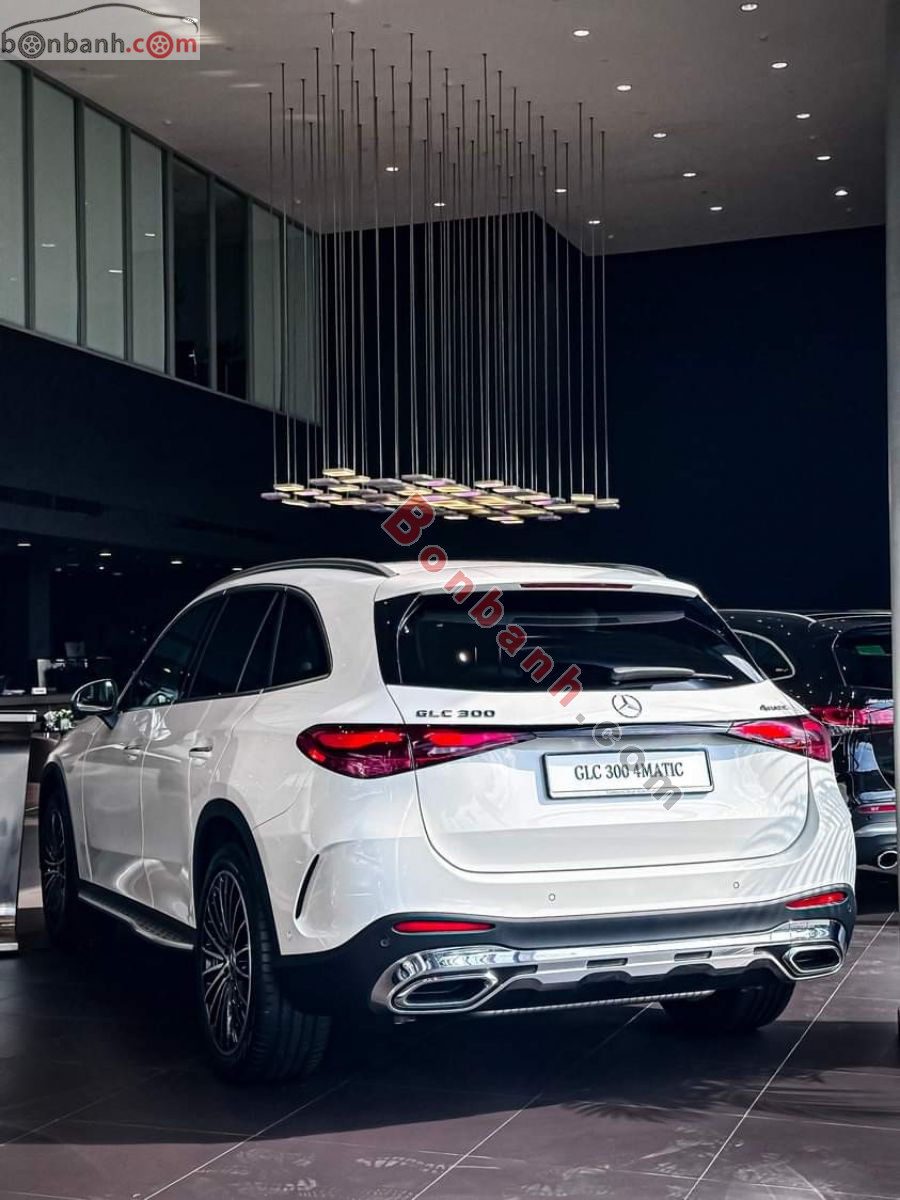 Bán ô tô Mercedes Benz GLC 300 4Matic - 2025 - xe mới