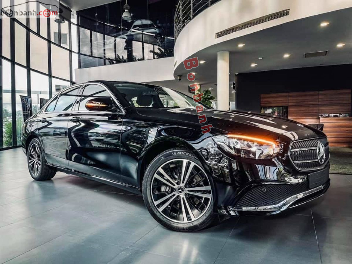 Bán ô tô Mercedes Benz E class E180 - 2025 - xe mới
