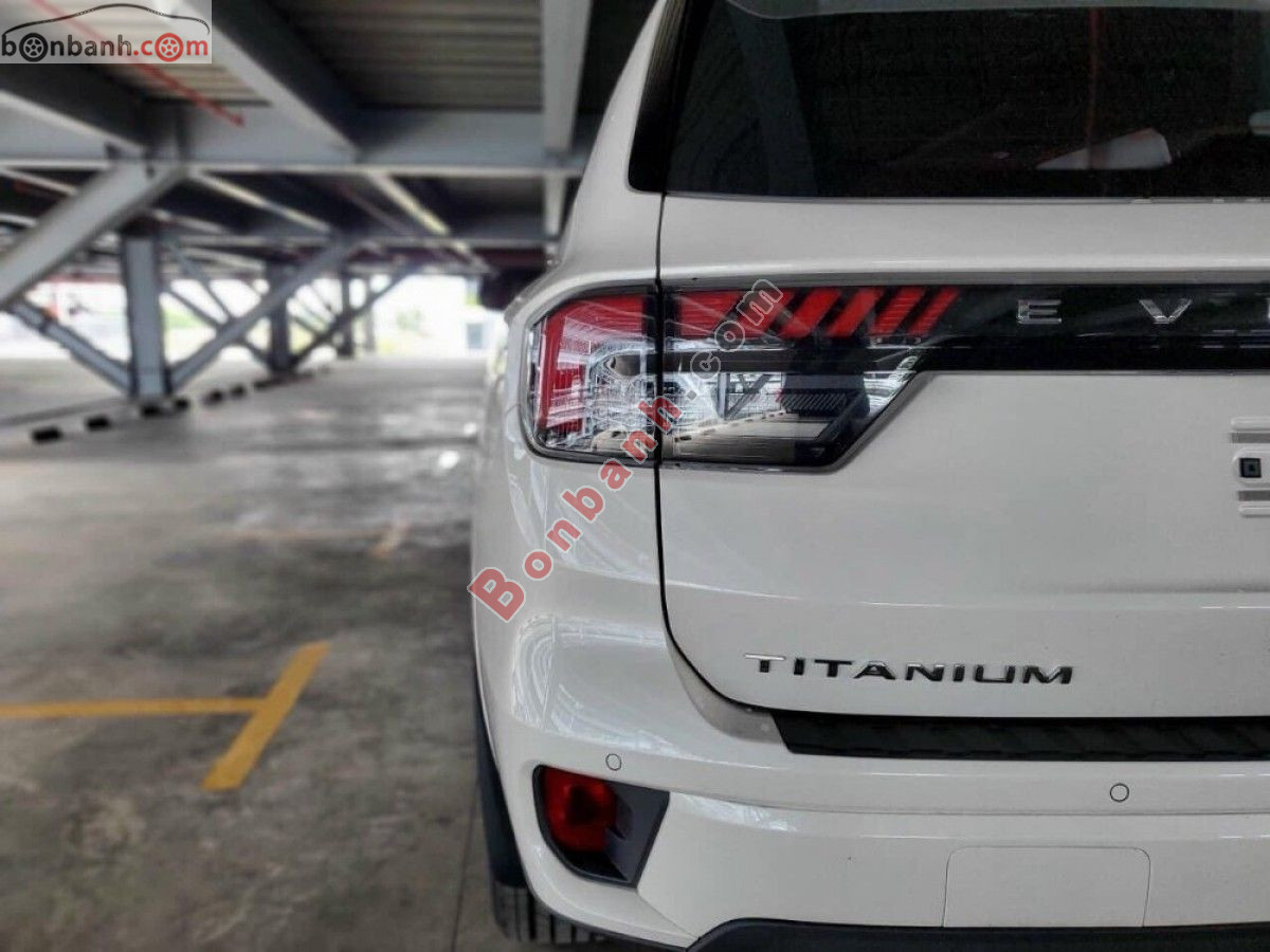 Bán ô tô Ford Everest Titanium 2.0L 4x2 AT - 2025 - xe mới