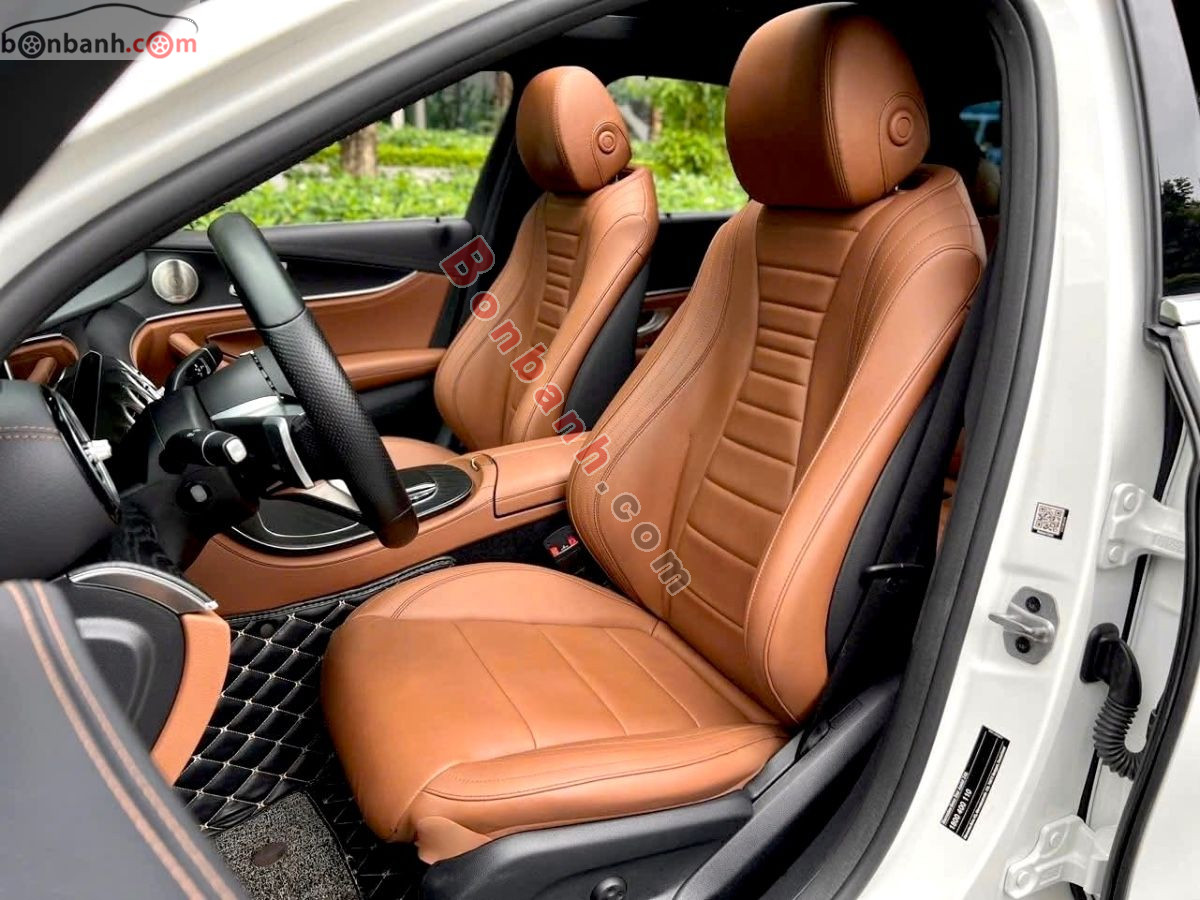 Bán ô tô Mercedes Benz E class E300 AMG - 2021 - xe cũ