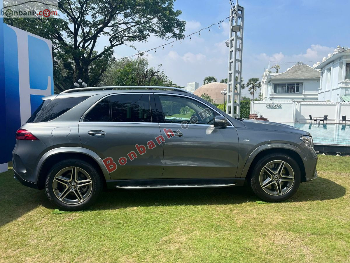 Bán ô tô Mercedes Benz GLE Class 400 e 4Matic - 2026 - xe mới