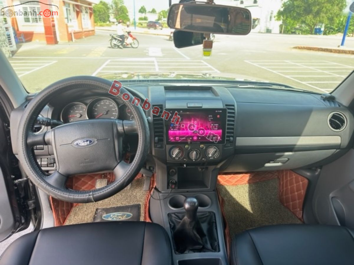 Bán ô tô Ford Everest 2.5L 4x2 MT - 2013 - xe cũ