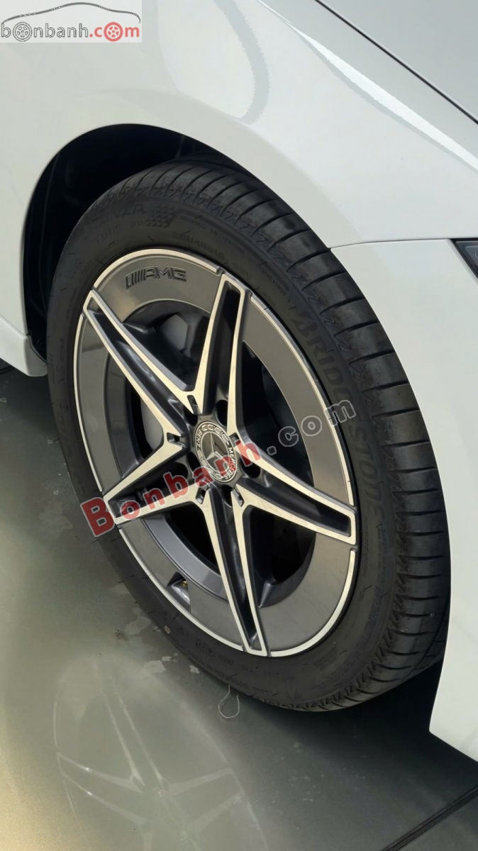 Bán ô tô Mercedes Benz C class C300 AMG - 2025 - xe mới