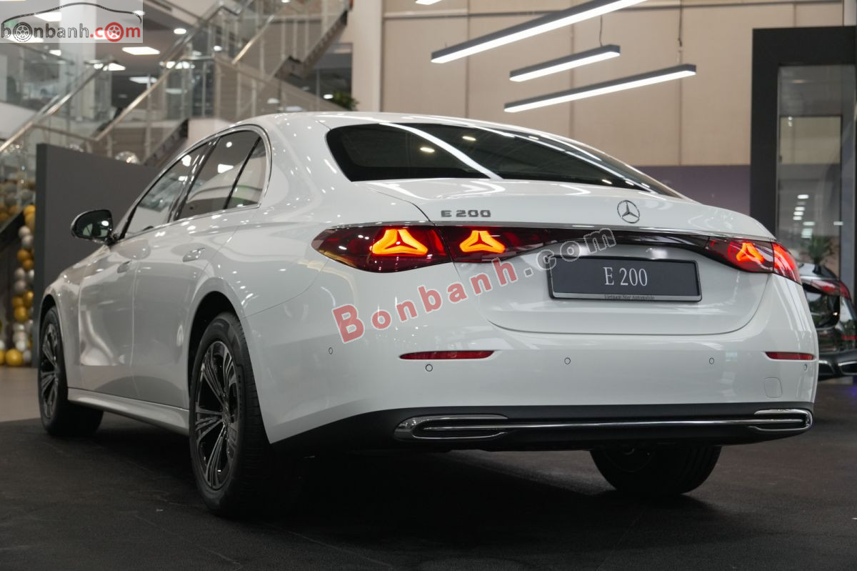 Bán ô tô Mercedes Benz E class E200 Avantgarde - 2025 - xe mới