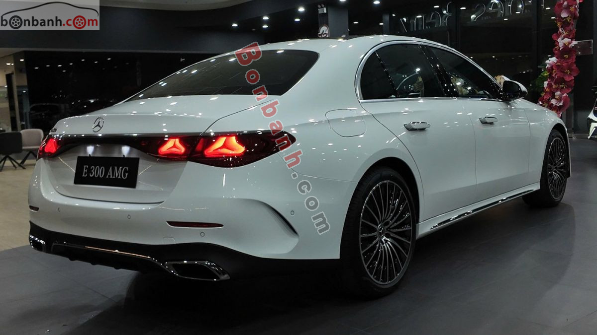 Bán ô tô Mercedes Benz E class E300 AMG - 2026 - xe mới