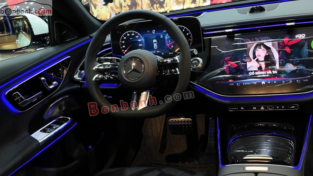Bán ô tô Mercedes Benz E class E300 AMG - 2026 - xe mới