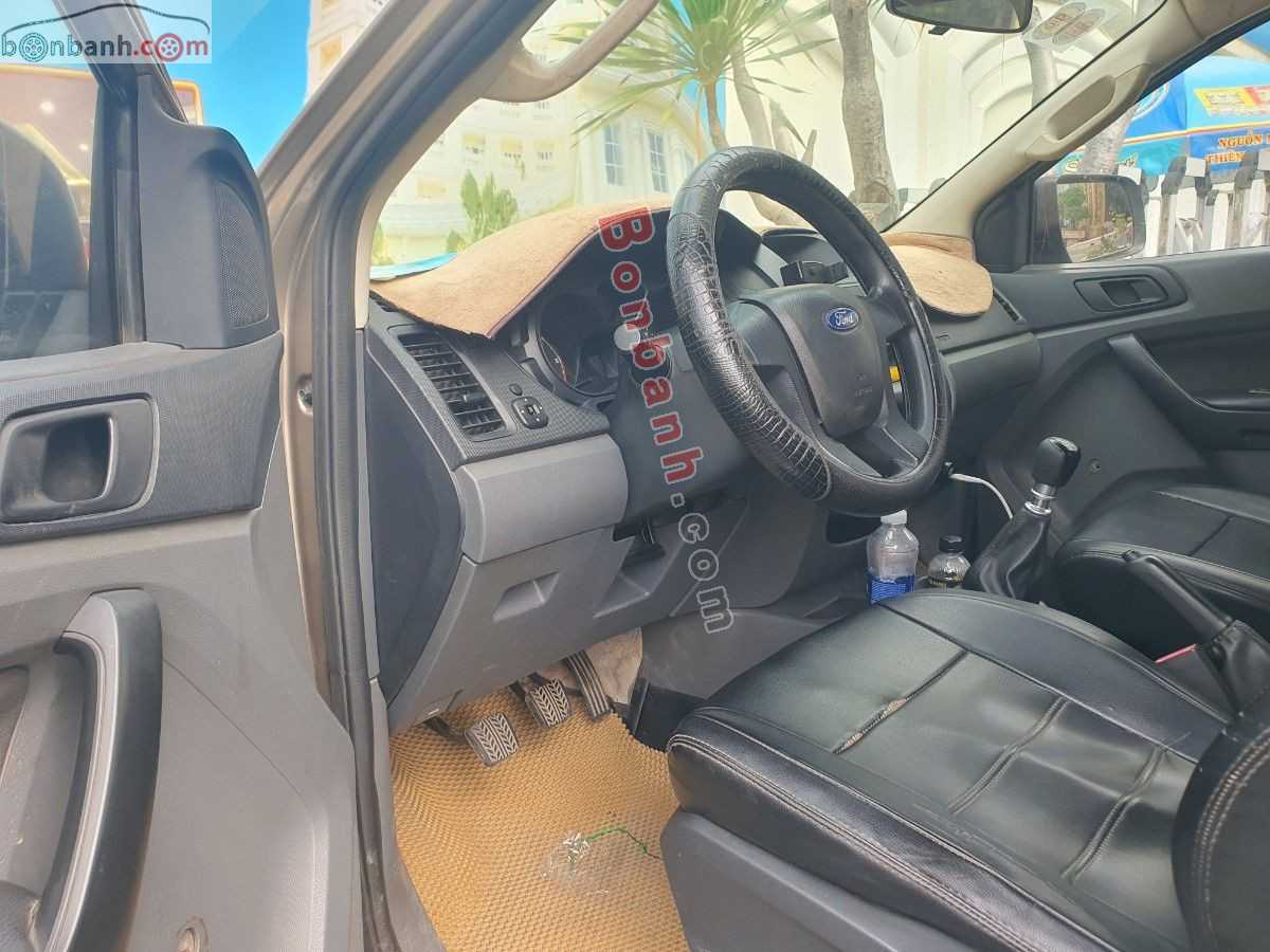 Bán ô tô Ford Ranger XL 2.2L 4x4 MT - 2015 - xe cũ