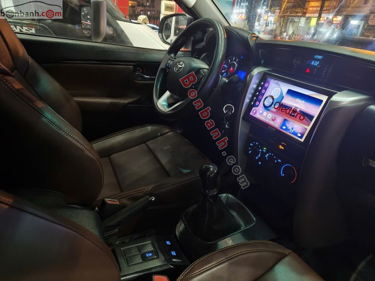 Bán ô tô Toyota Fortuner 2.4G 4x2 MT - 2018 - xe cũ