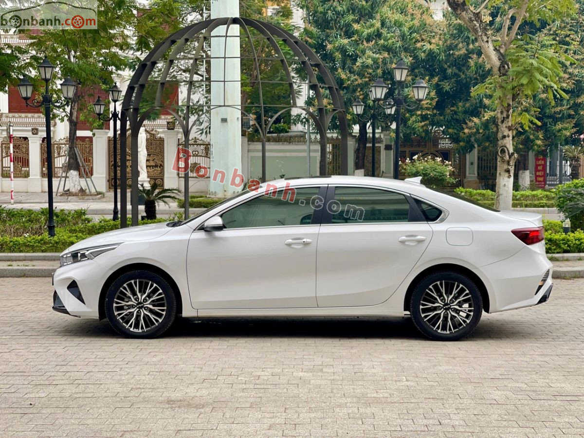 Bán ô tô Kia K3 Luxury 1.6 AT - 2025 - xe cũ