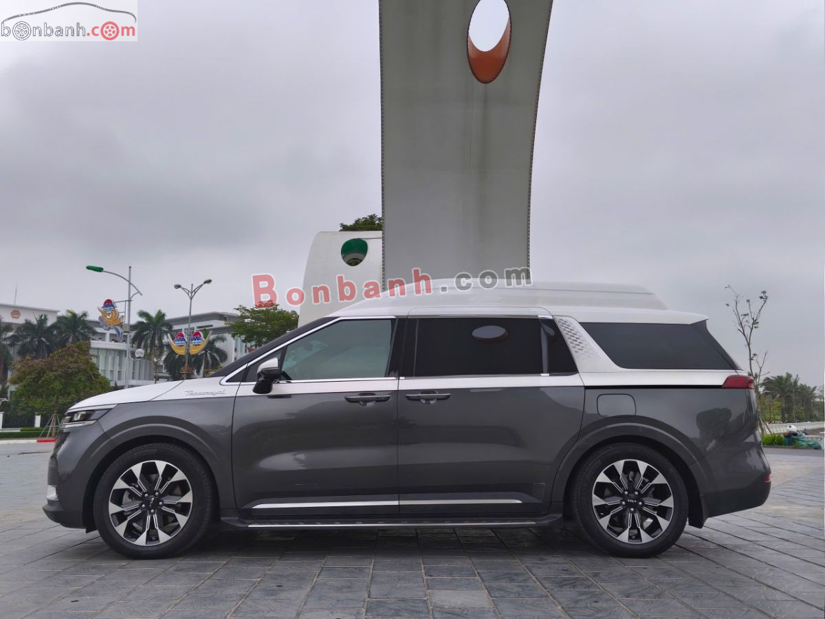 Bán ô tô Kia Carnival Royal 2.2D - 2022 - xe cũ