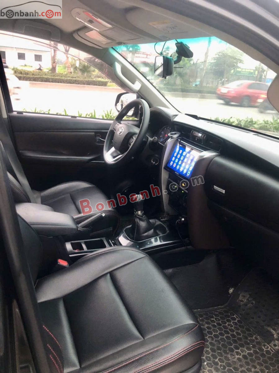 Bán ô tô Toyota Fortuner 2.4G 4x2 MT - 2017 - xe cũ