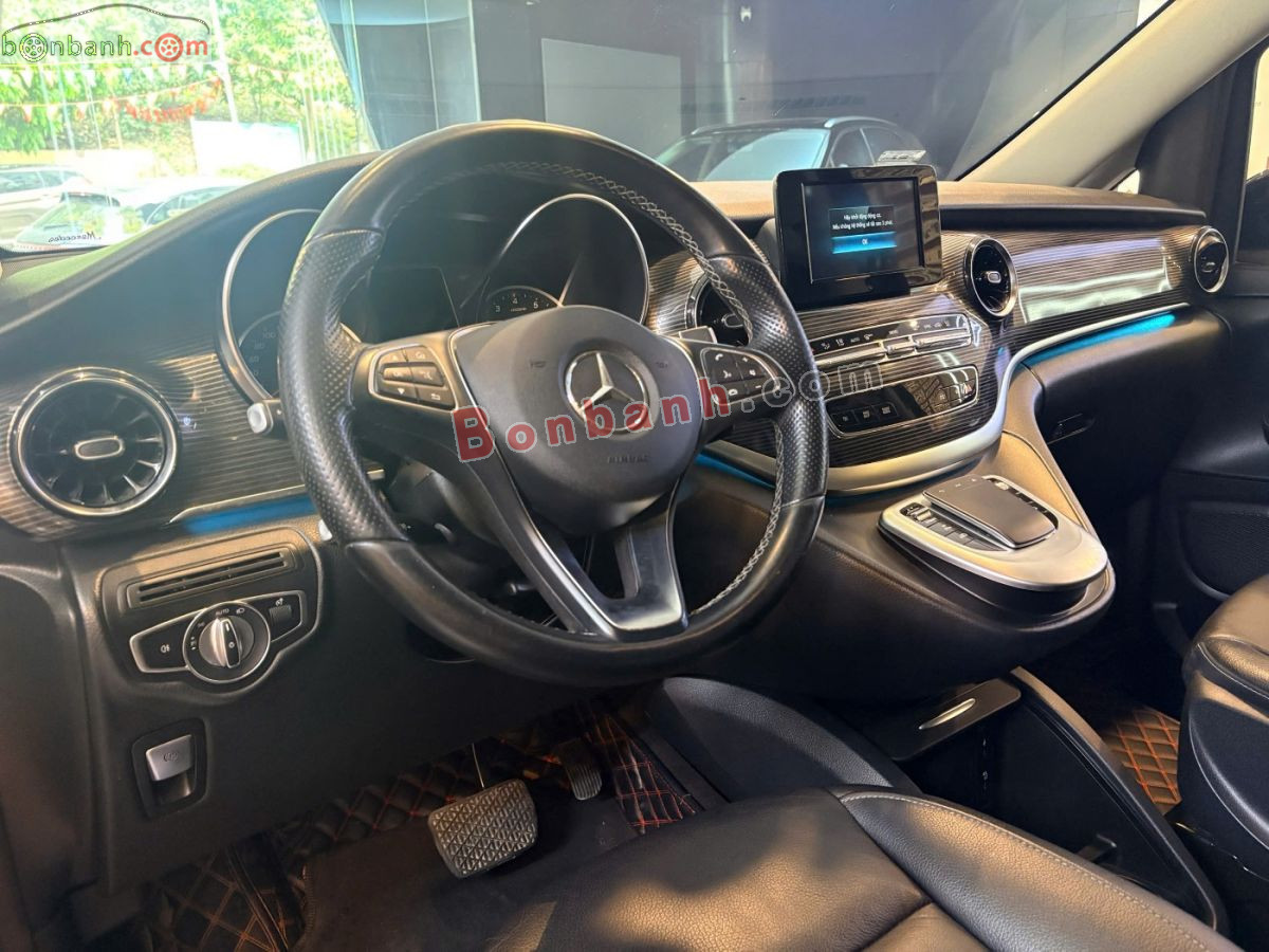 Bán ô tô Mercedes Benz V class V250 Luxury - 2021 - xe cũ
