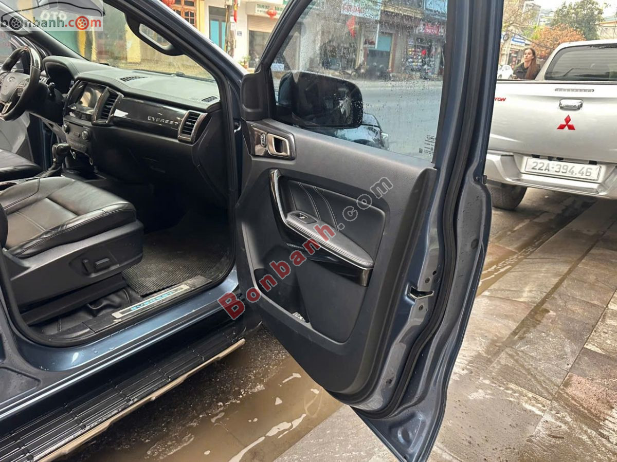 Bán ô tô Ford Everest Titanium 2.0L 4x4 AT - 2019 - xe cũ