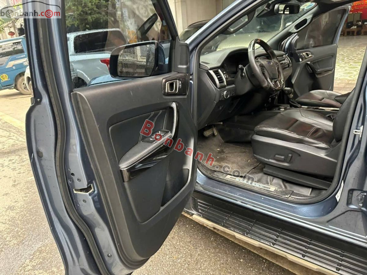 Bán ô tô Ford Everest Titanium 2.0L 4x4 AT - 2019 - xe cũ