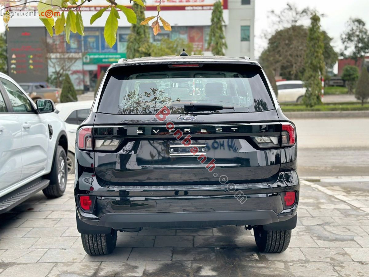 Bán ô tô Ford Everest Ambiente 2.0L 4x2 AT - 2026 - xe mới