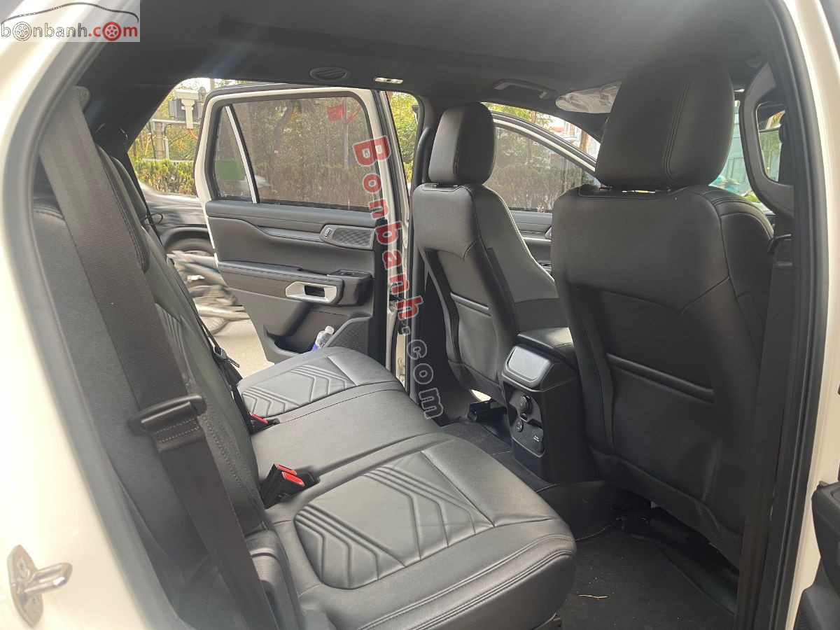 Bán ô tô Ford Everest Titanium Plus 2.0L 4x4 AT - 2025 - xe cũ