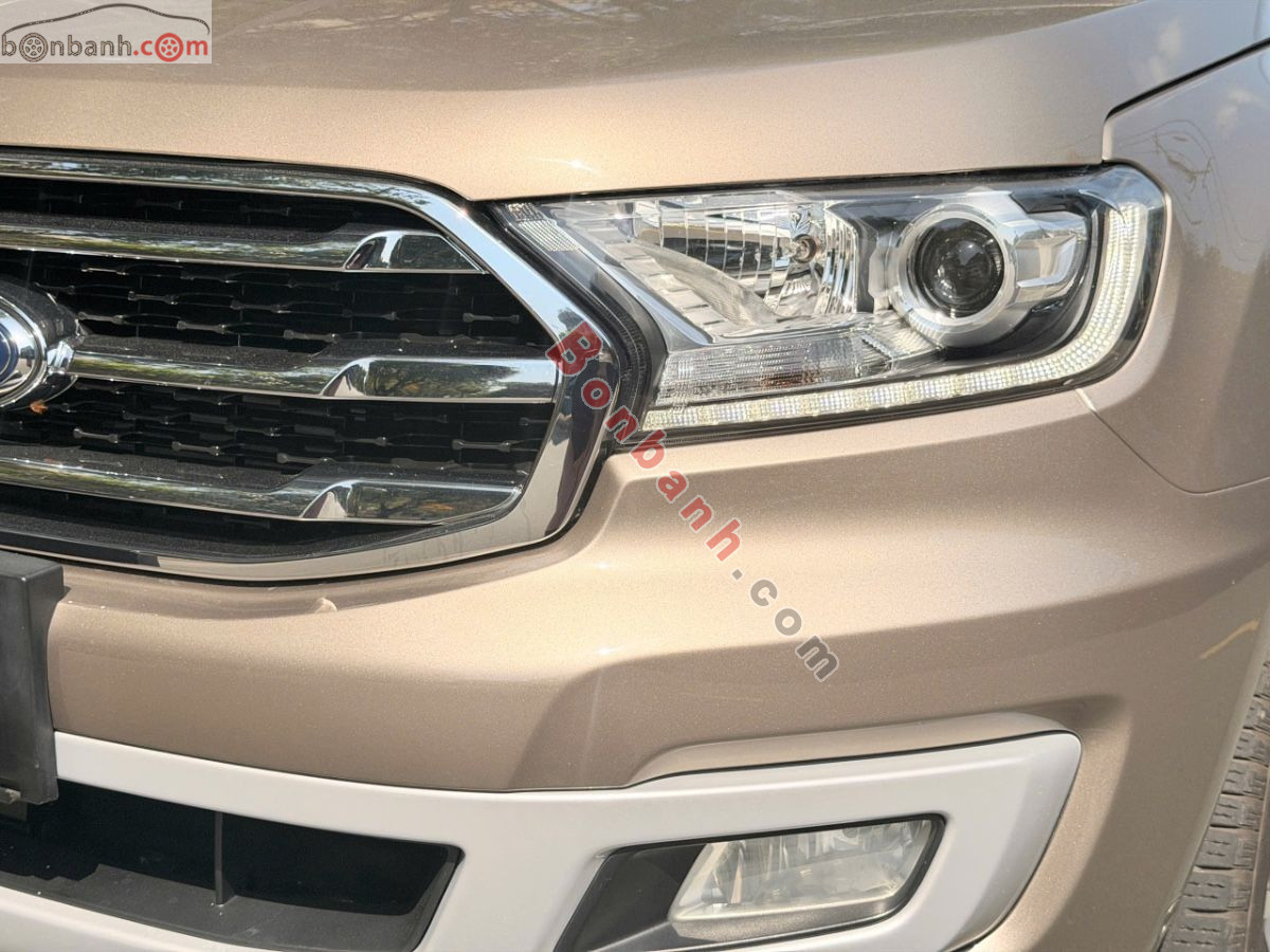 Bán ô tô Ford Everest Titanium 2.0L 4x4 AT - 2019 - xe cũ