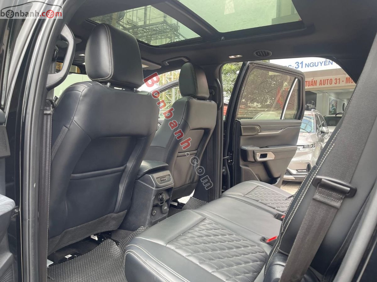 Bán ô tô Ford Everest Platinum 2.0L 4x4 AT - 2025 - xe cũ