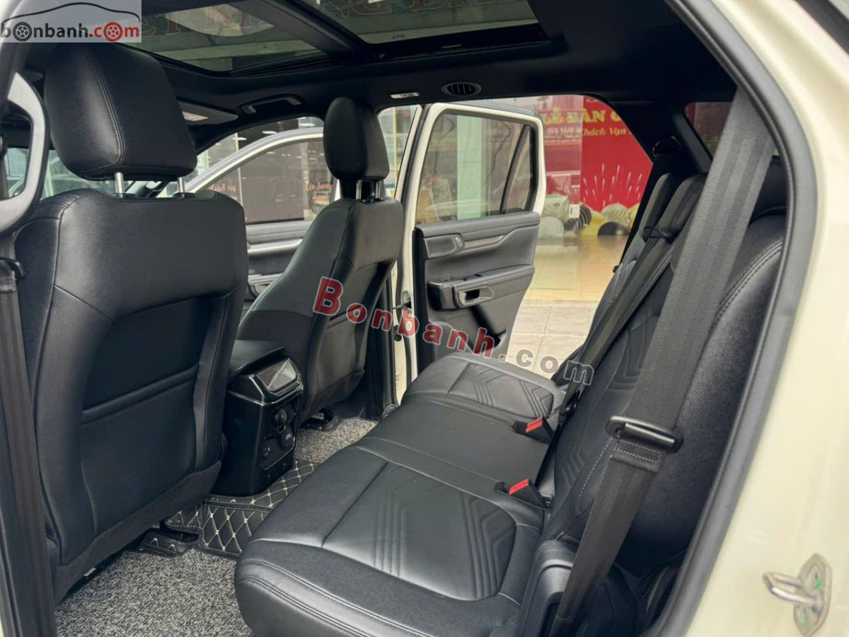 Bán ô tô Ford Everest Titanium 2.0L 4x2 AT - 2023 - xe cũ