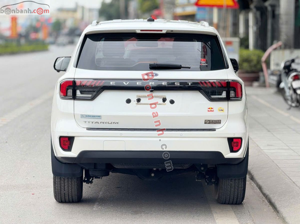 Bán ô tô Ford Everest Titanium 2.0L 4x2 AT - 2023 - xe cũ